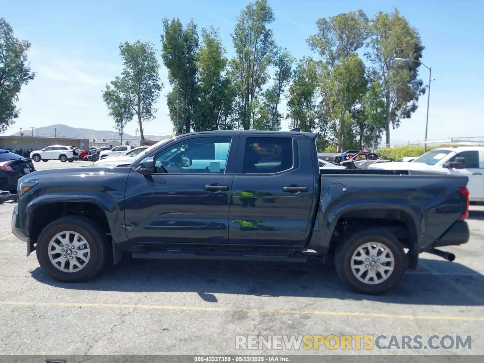 14 Photograph of a damaged car 3TYKD5HNXRT004789 TOYOTA TACOMA 2024
