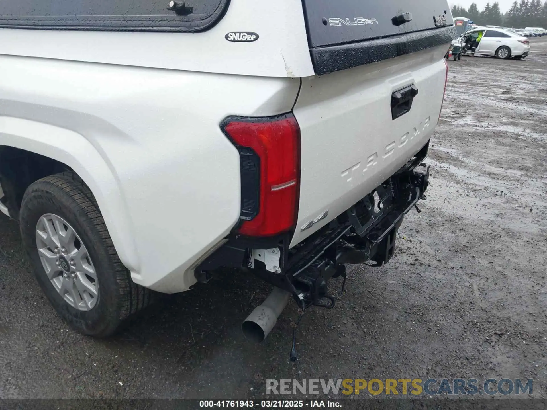 18 Photograph of a damaged car 3TYLB5JN0RT006653 TOYOTA TACOMA 2024