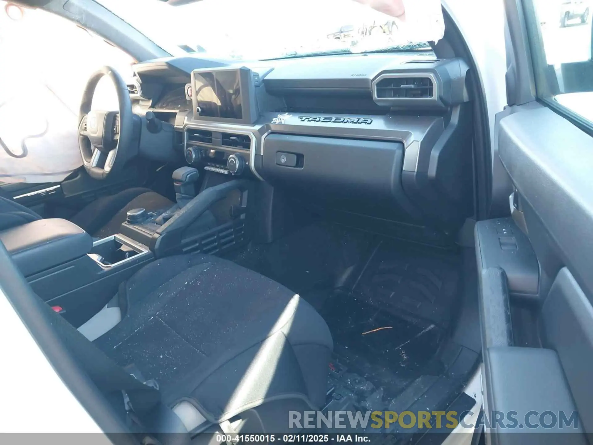 5 Photograph of a damaged car 3TYLB5JN0RT024036 TOYOTA TACOMA 2024