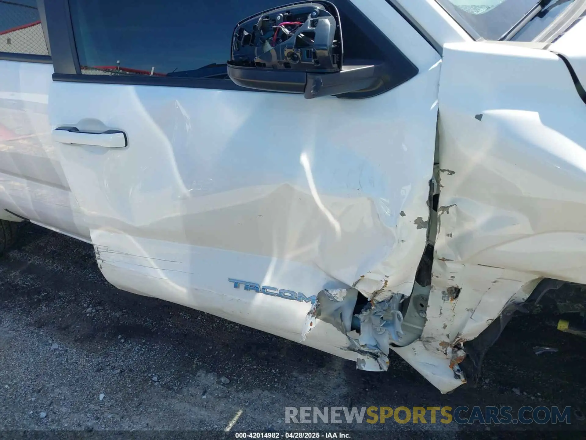 20 Photograph of a damaged car 3TYLB5JN0RT031648 TOYOTA TACOMA 2024