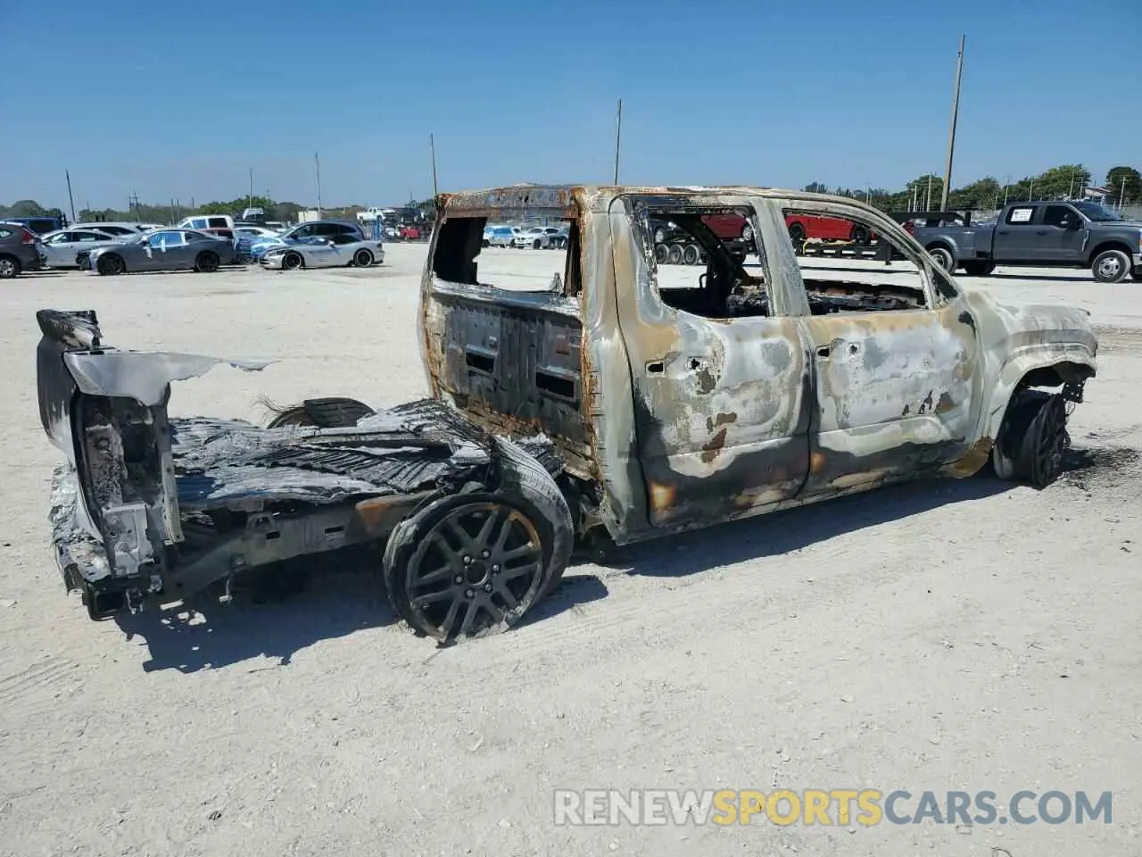 3 Photograph of a damaged car 3TYLB5JN0RT050331 TOYOTA TACOMA 2024
