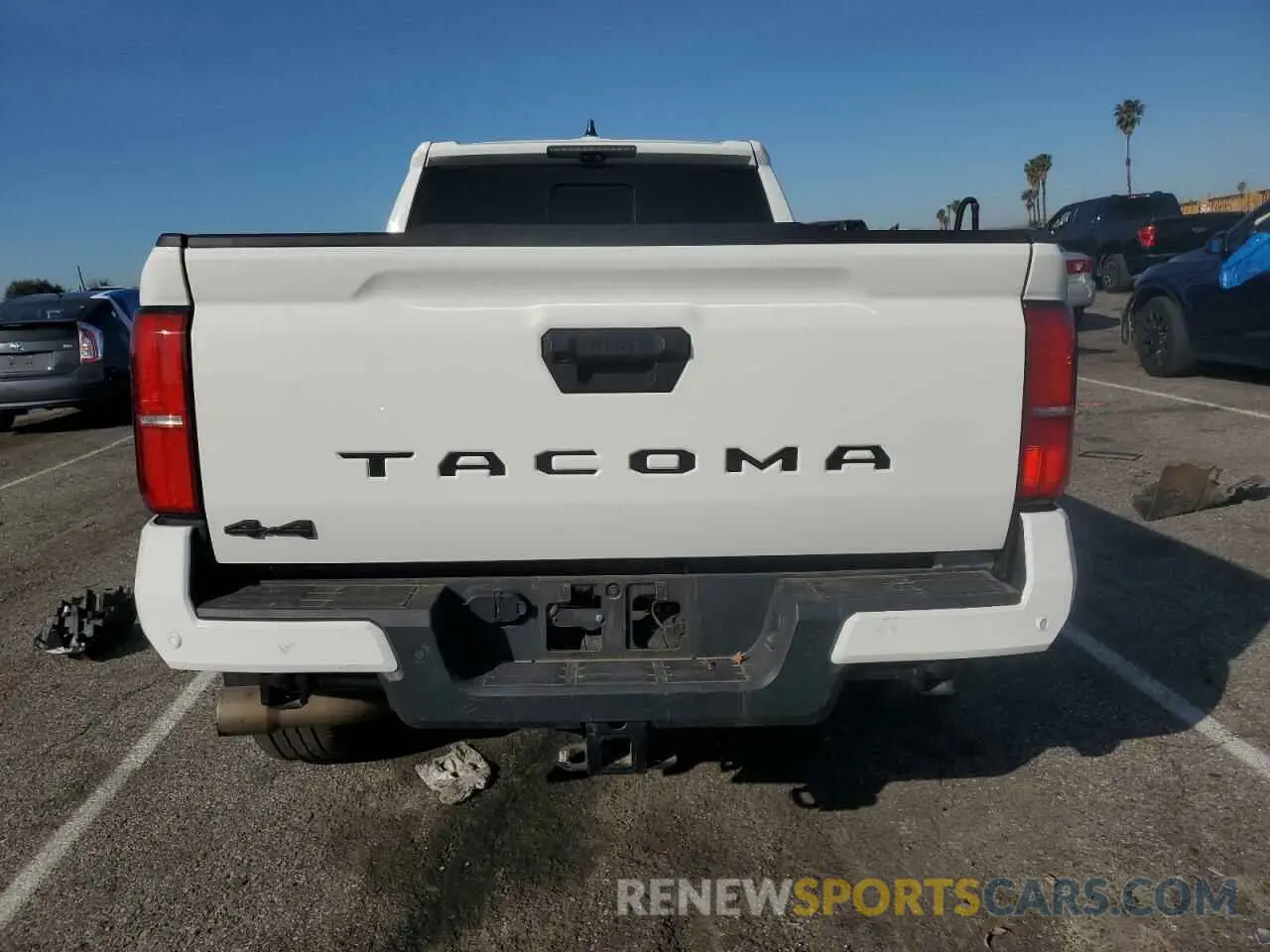 6 Photograph of a damaged car 3TYLB5JN1RT000294 TOYOTA TACOMA 2024