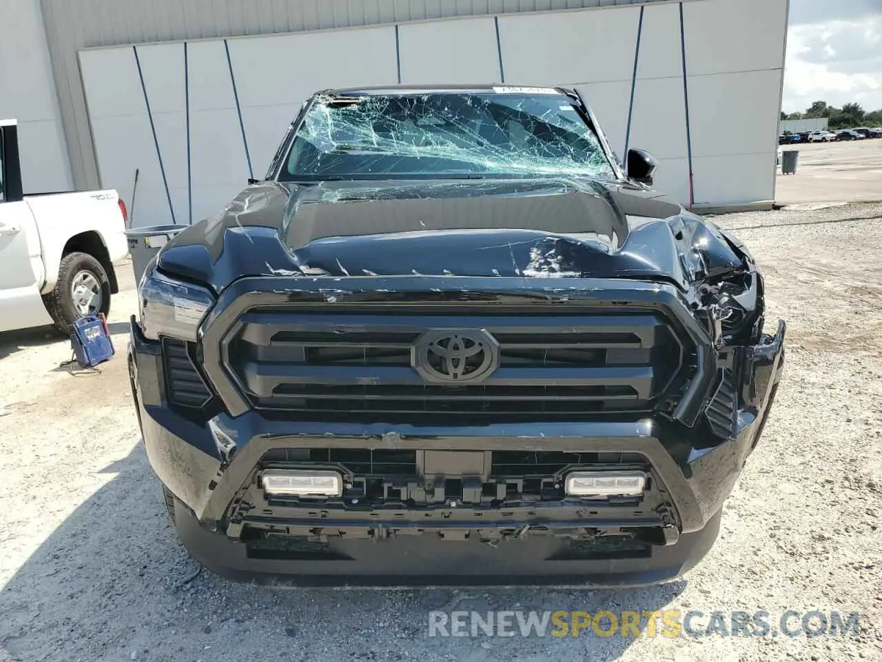 5 Photograph of a damaged car 3TYLB5JN2RT020716 TOYOTA TACOMA 2024