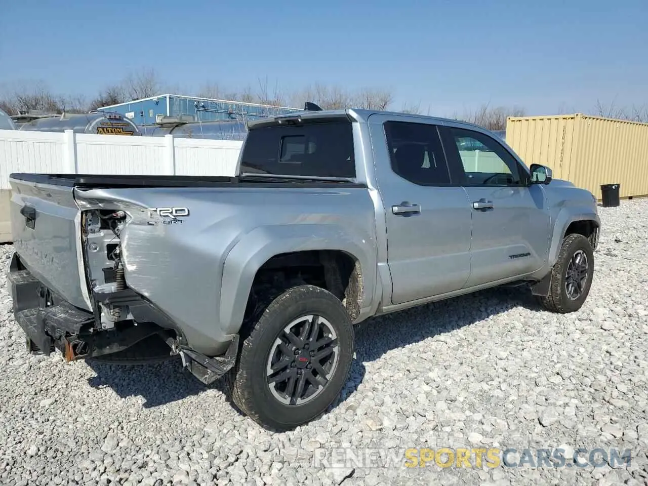 3 Photograph of a damaged car 3TYLB5JN3RT009286 TOYOTA TACOMA 2024