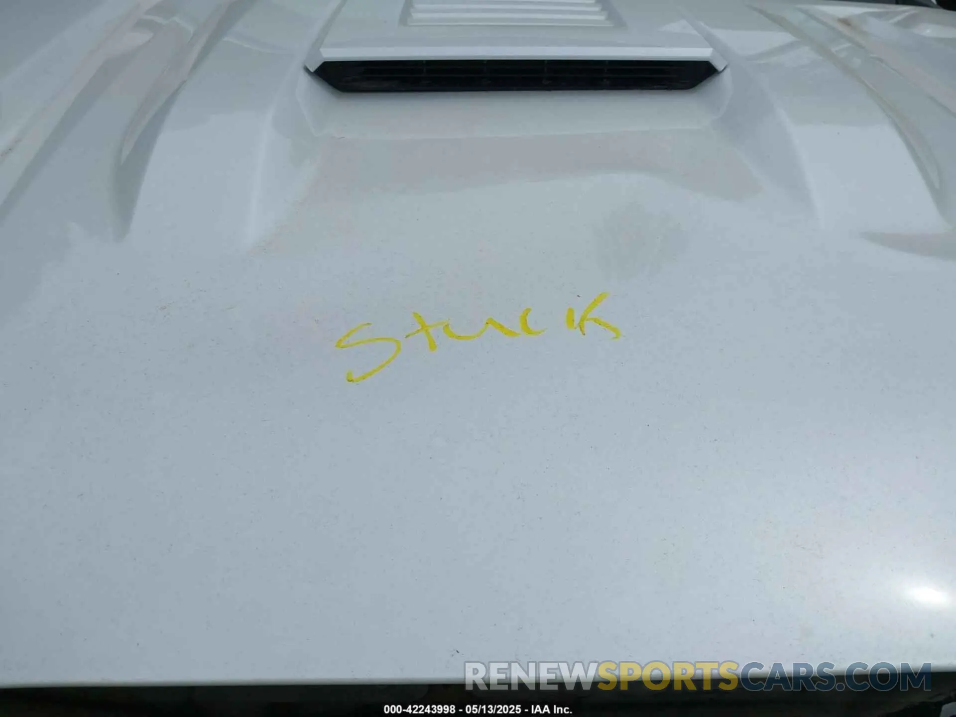 10 Photograph of a damaged car 3TYLB5JN3RT035788 TOYOTA TACOMA 2024