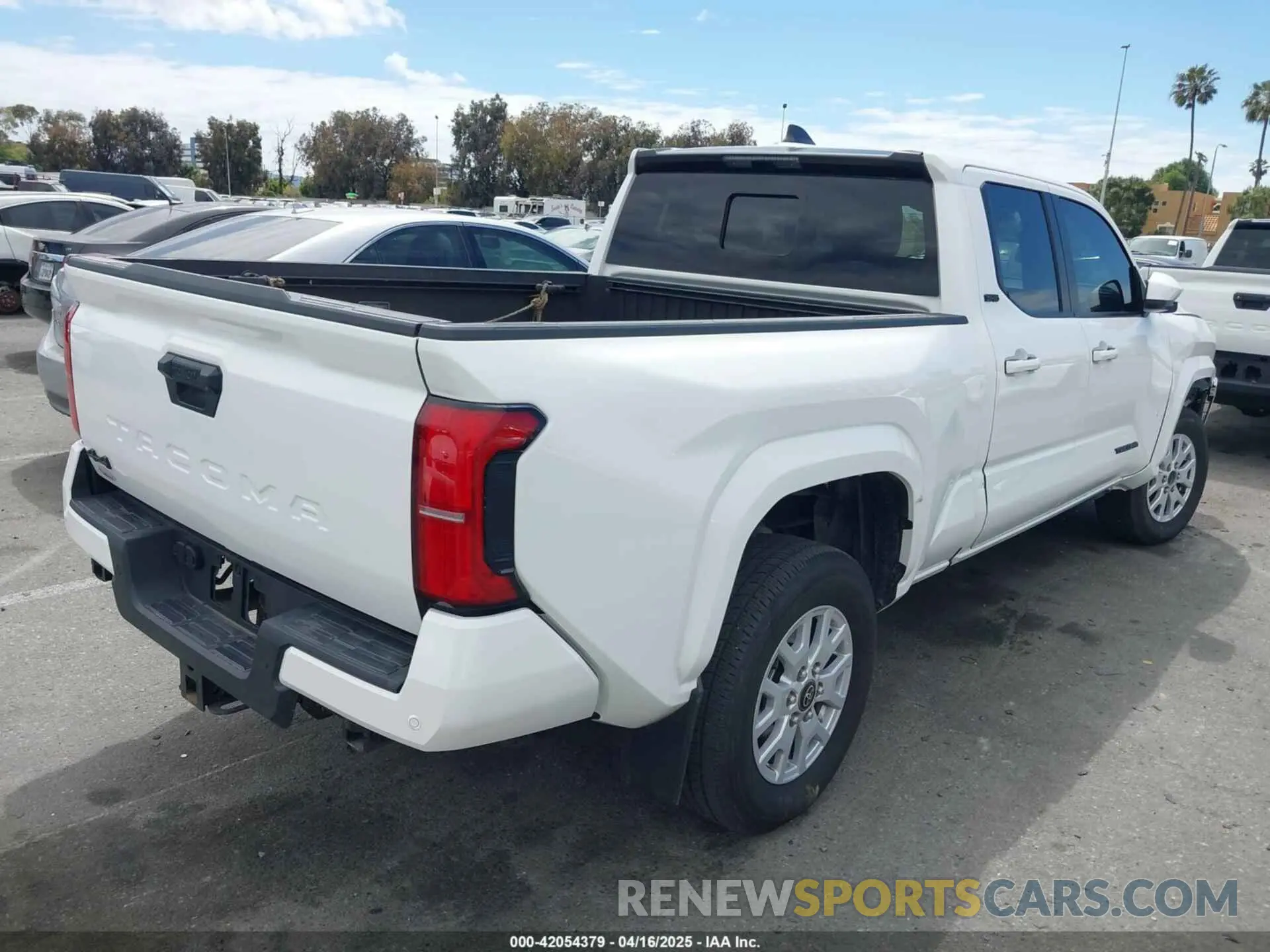 4 Photograph of a damaged car 3TYLB5JN4RT009863 TOYOTA TACOMA 2024