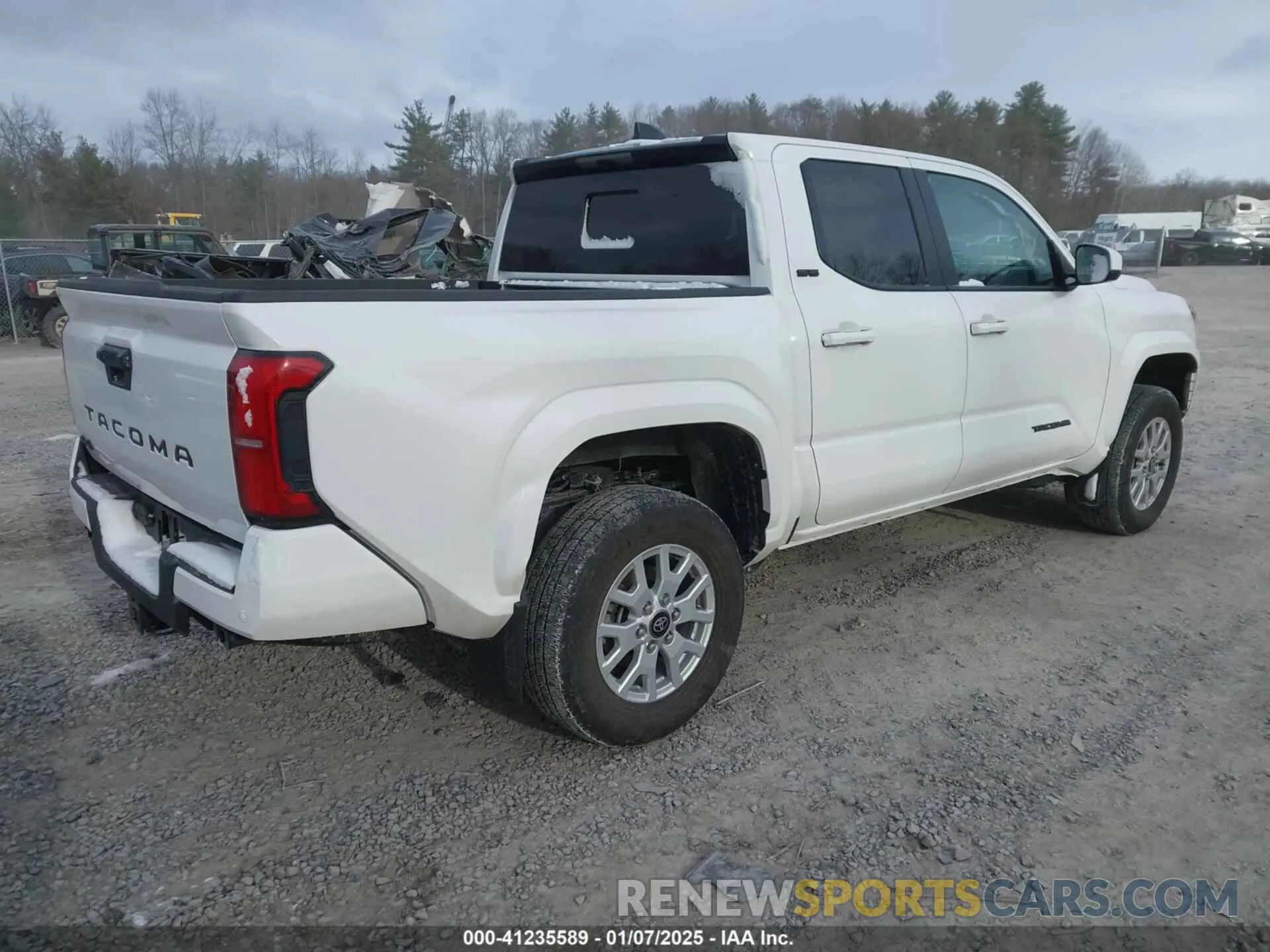 4 Photograph of a damaged car 3TYLB5JN4RT031054 TOYOTA TACOMA 2024