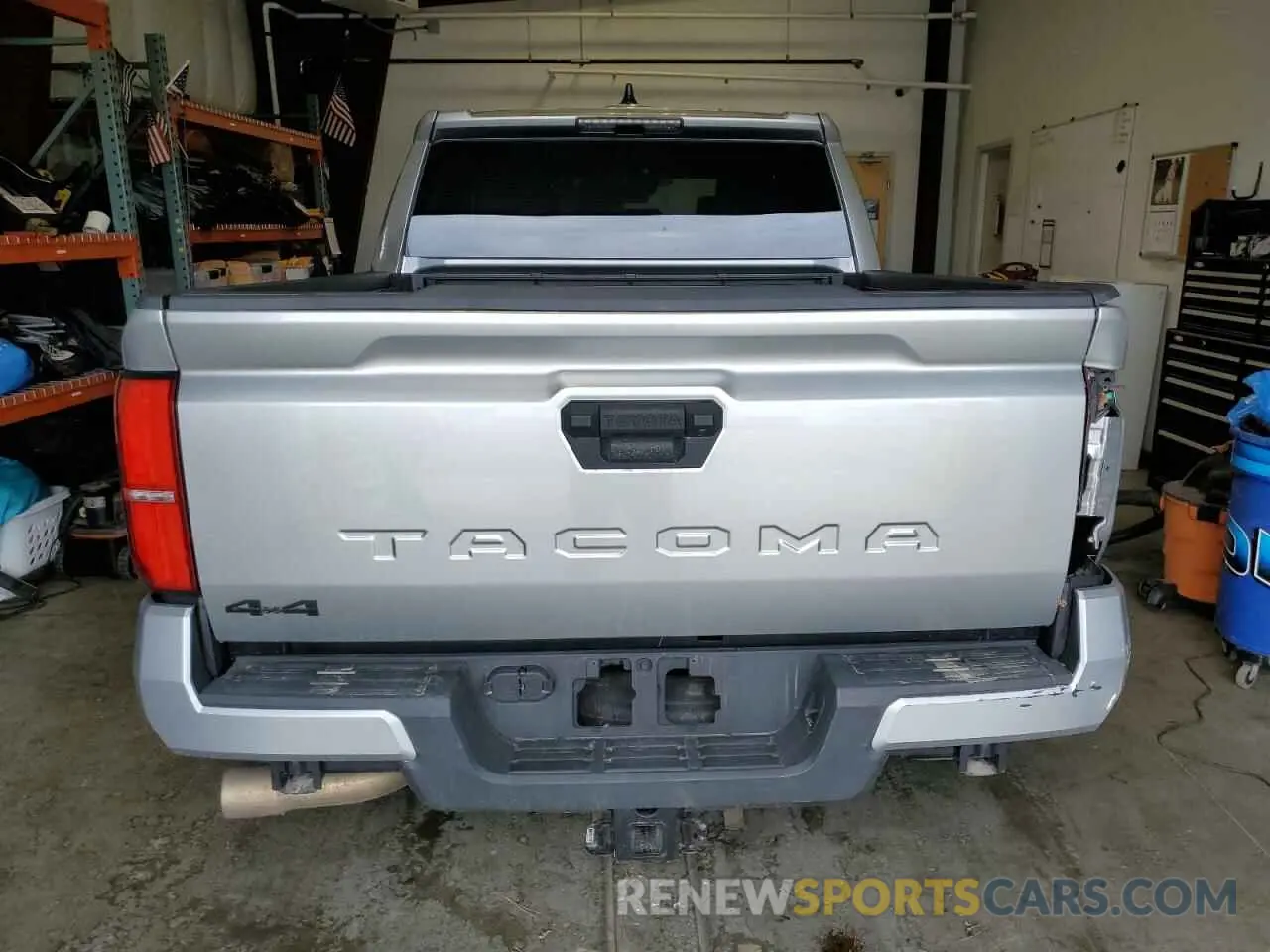 6 Photograph of a damaged car 3TYLB5JN5RT002114 TOYOTA TACOMA 2024