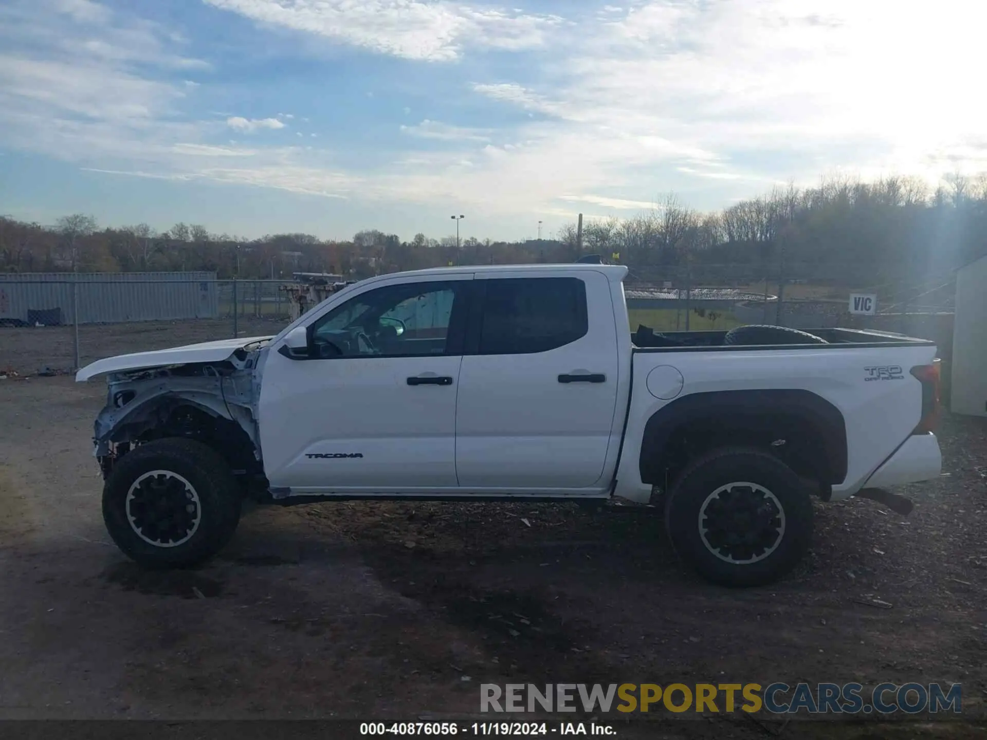 14 Photograph of a damaged car 3TYLB5JN6RT001778 TOYOTA TACOMA 2024