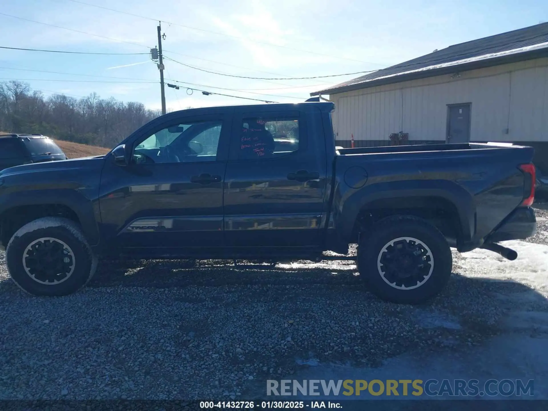 15 Photograph of a damaged car 3TYLB5JN6RT026356 TOYOTA TACOMA 2024