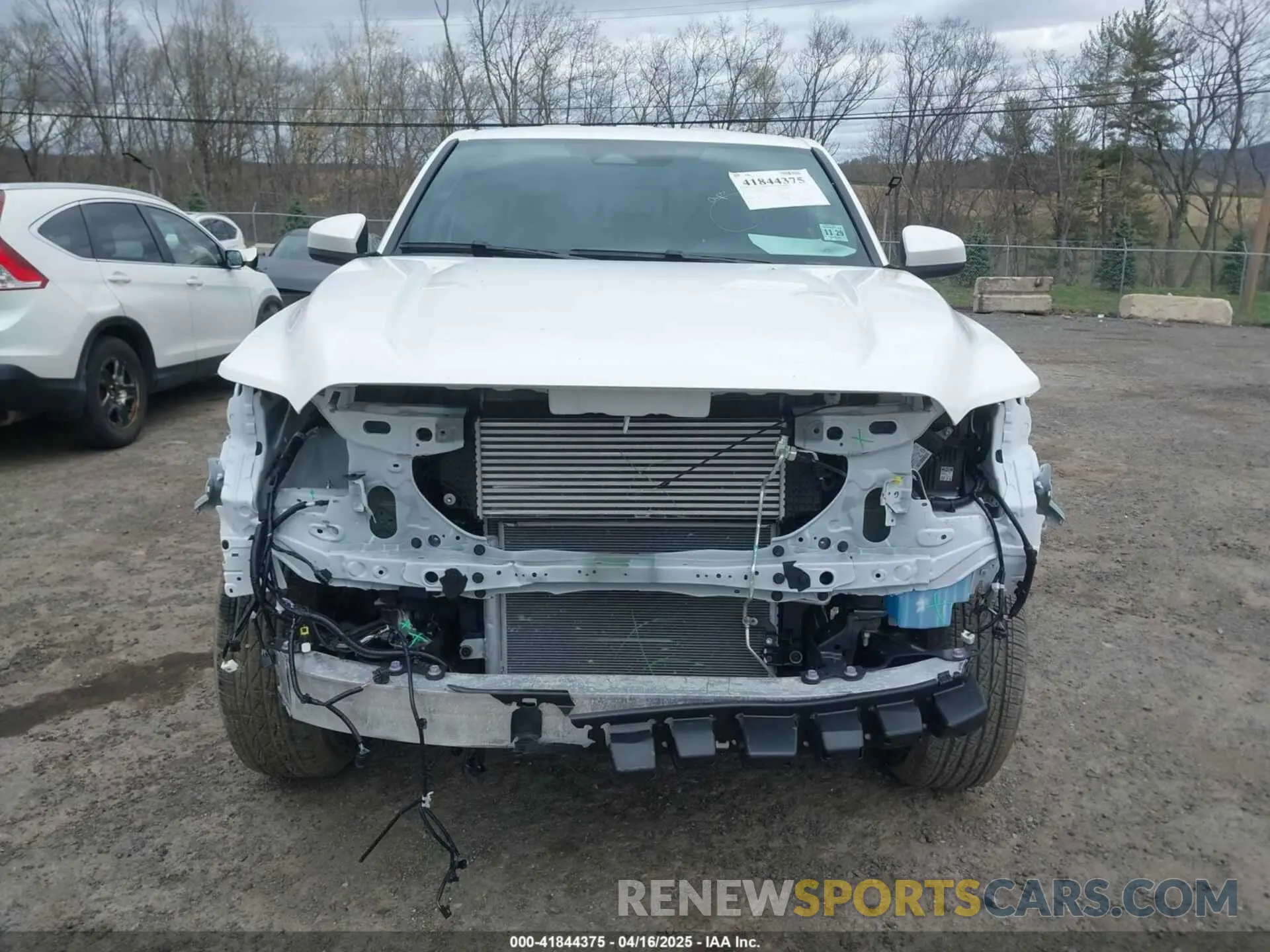 13 Photograph of a damaged car 3TYLB5JN6RT038815 TOYOTA TACOMA 2024