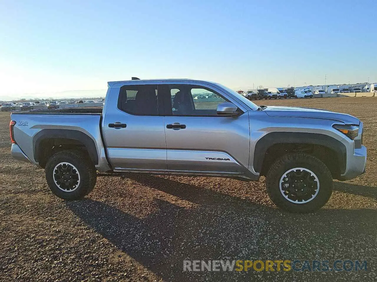 4 Photograph of a damaged car 3TYLB5JN8RT033177 TOYOTA TACOMA 2024
