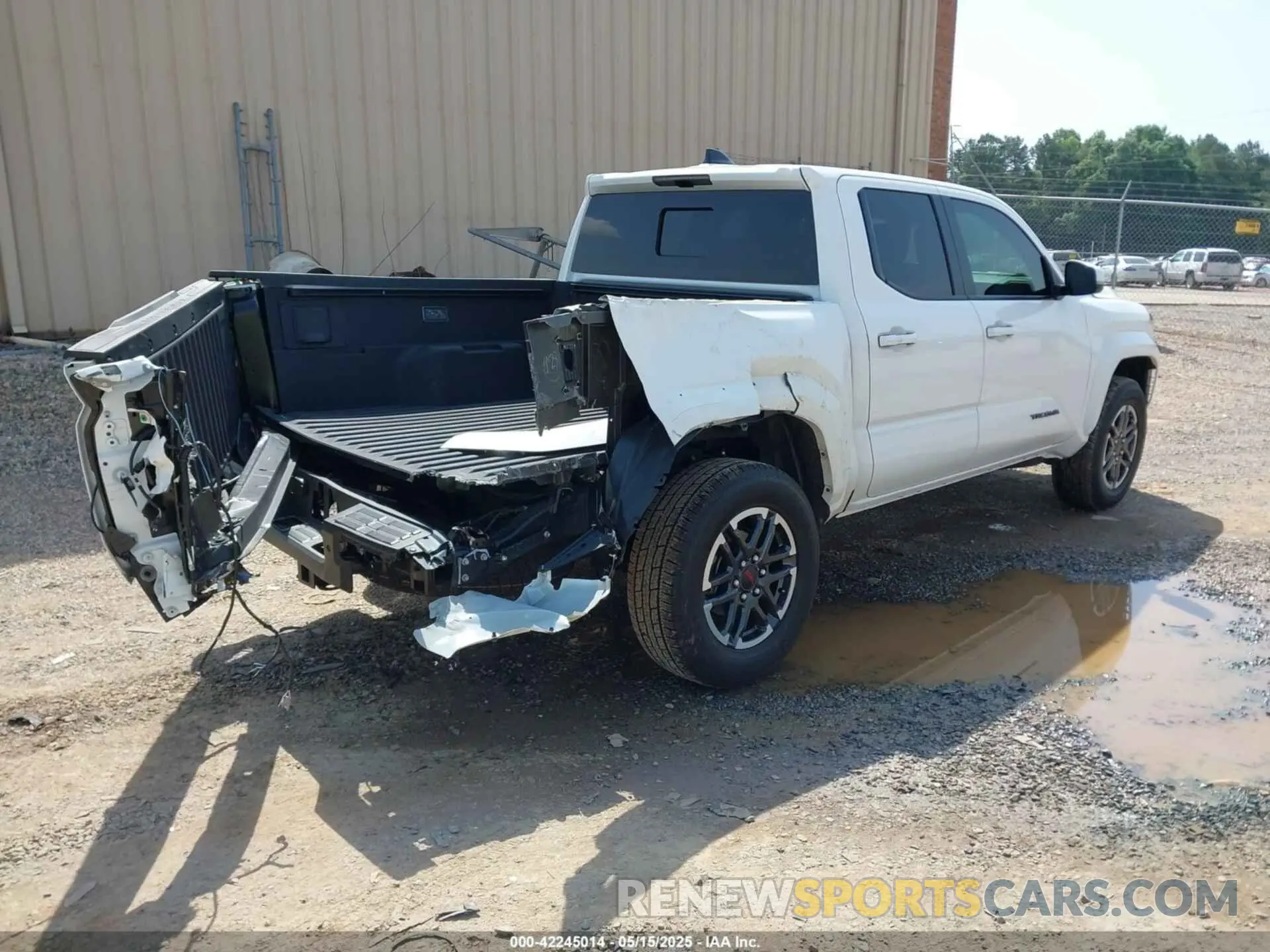 4 Photograph of a damaged car 3TYLB5JN8RT036113 TOYOTA TACOMA 2024