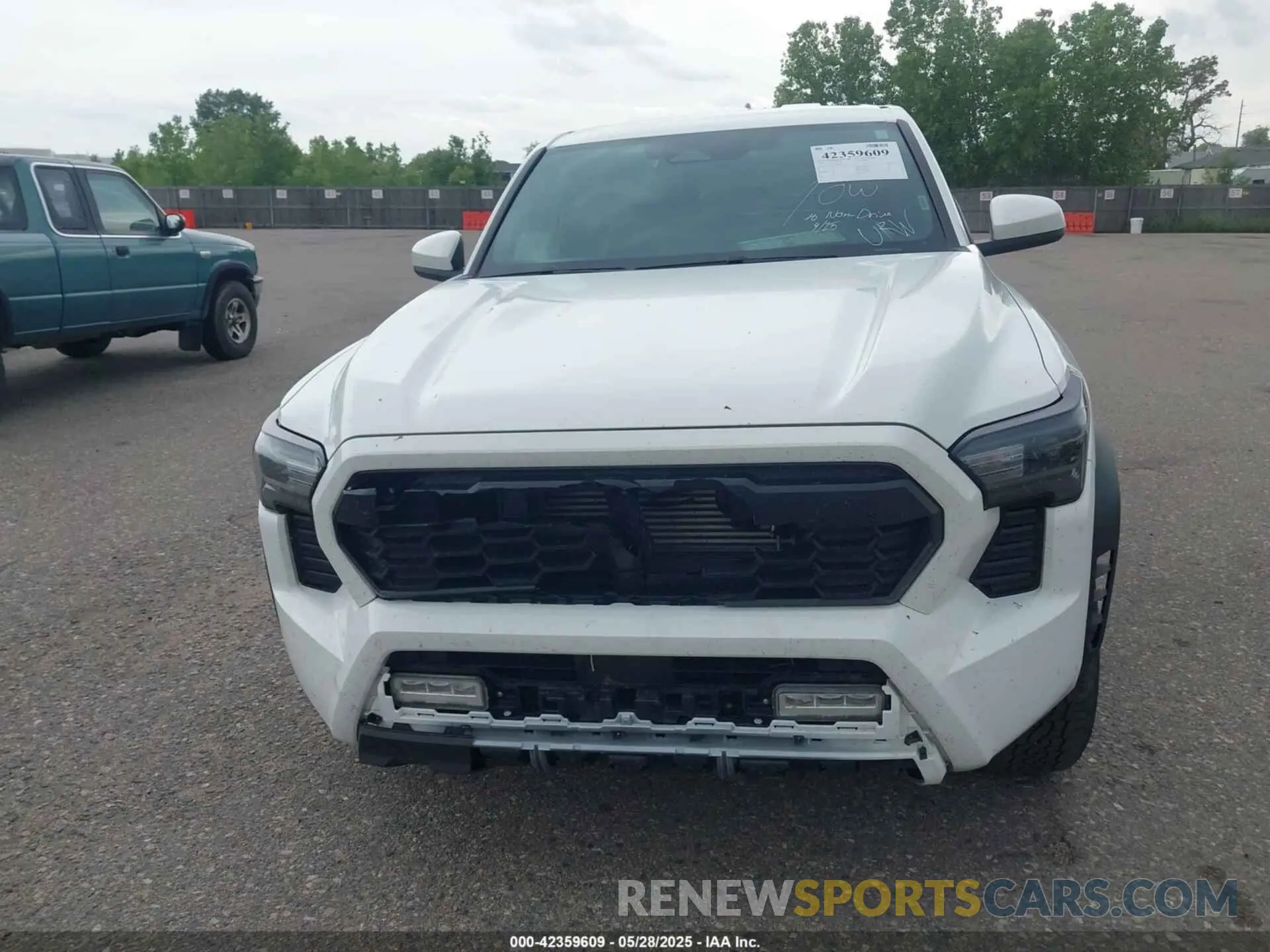 12 Photograph of a damaged car 3TYLB5JN9RT003413 TOYOTA TACOMA 2024
