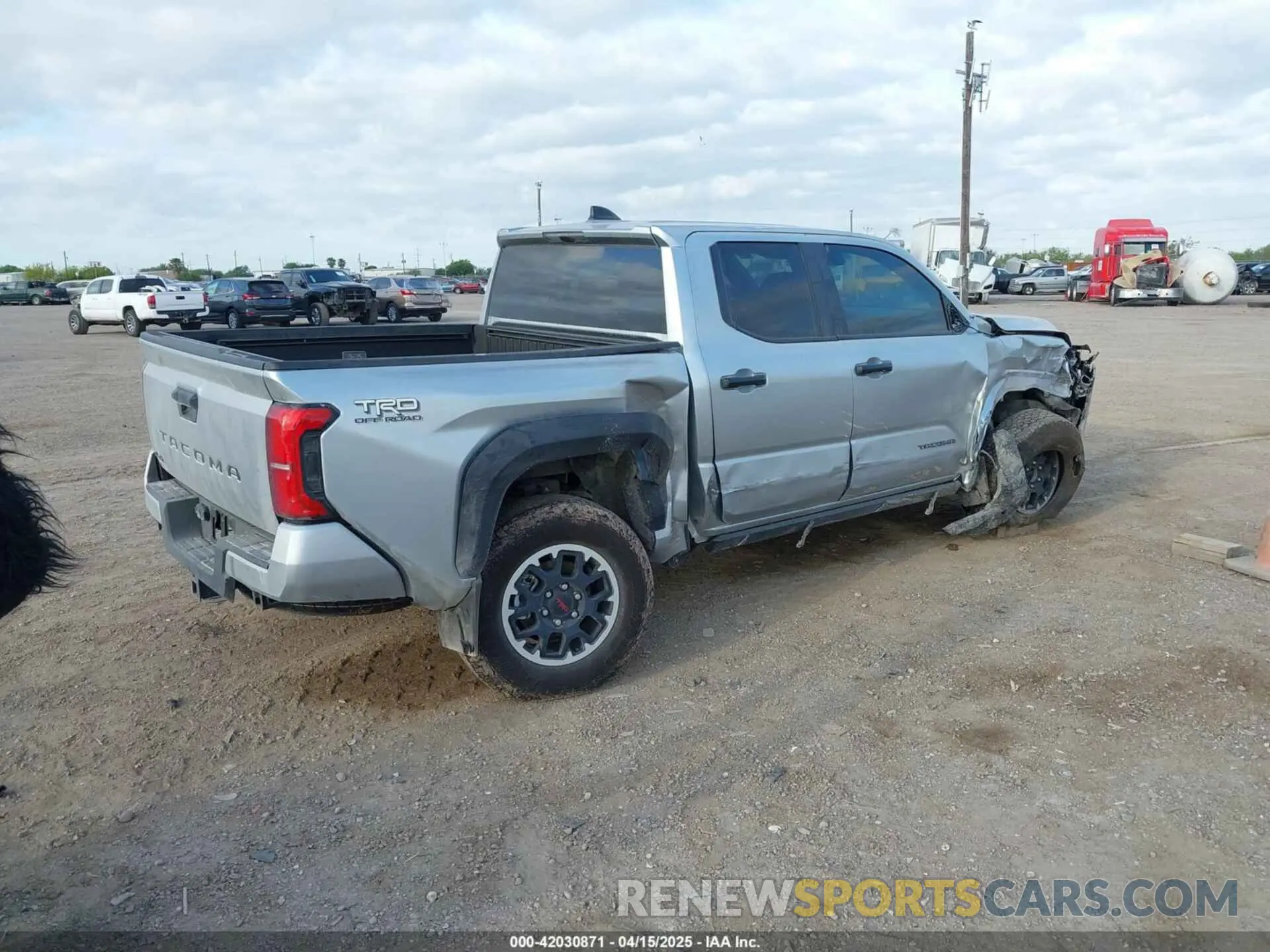 4 Photograph of a damaged car 3TYLB5JN9RT039473 TOYOTA TACOMA 2024