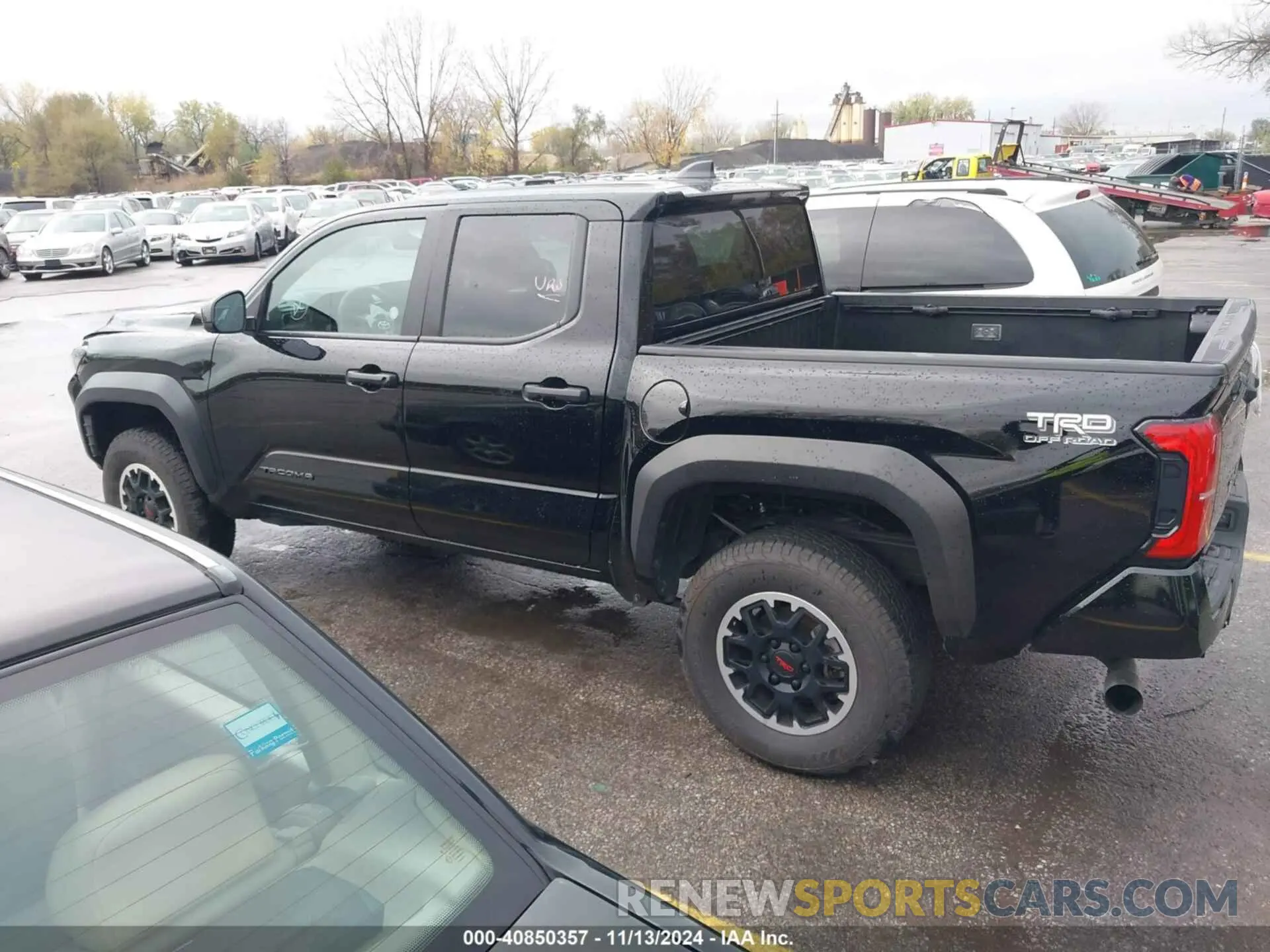 14 Photograph of a damaged car 3TYLB5JNXRT004392 TOYOTA TACOMA 2024