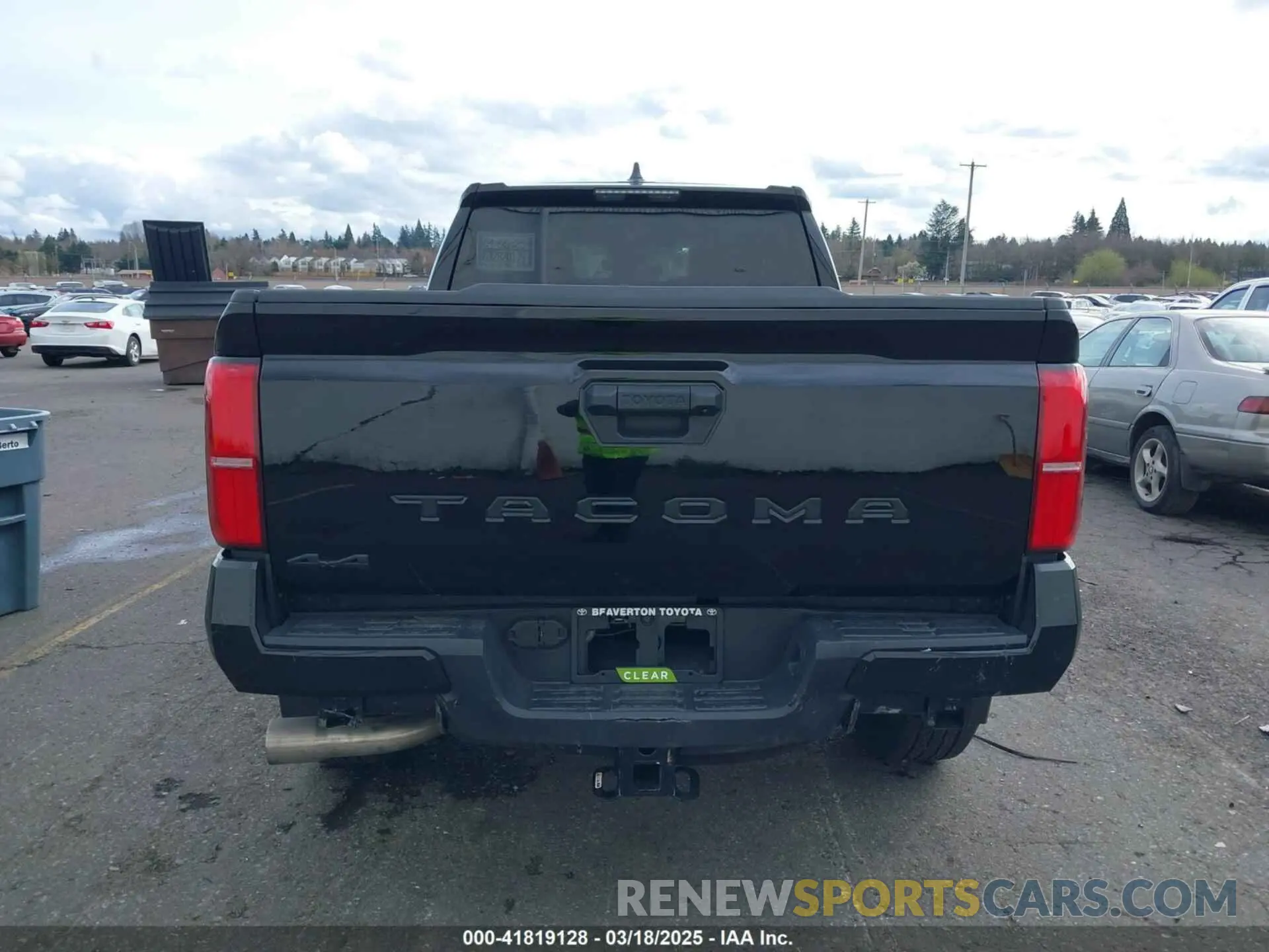 16 Photograph of a damaged car 3TYLB5JNXRT055214 TOYOTA TACOMA 2024