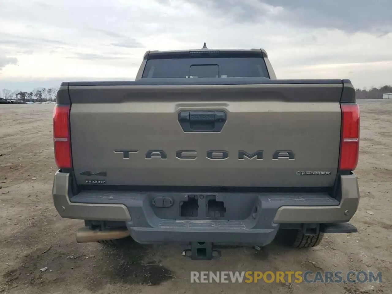 6 Photograph of a damaged car 3TYLC5LN1RT008177 TOYOTA TACOMA 2024
