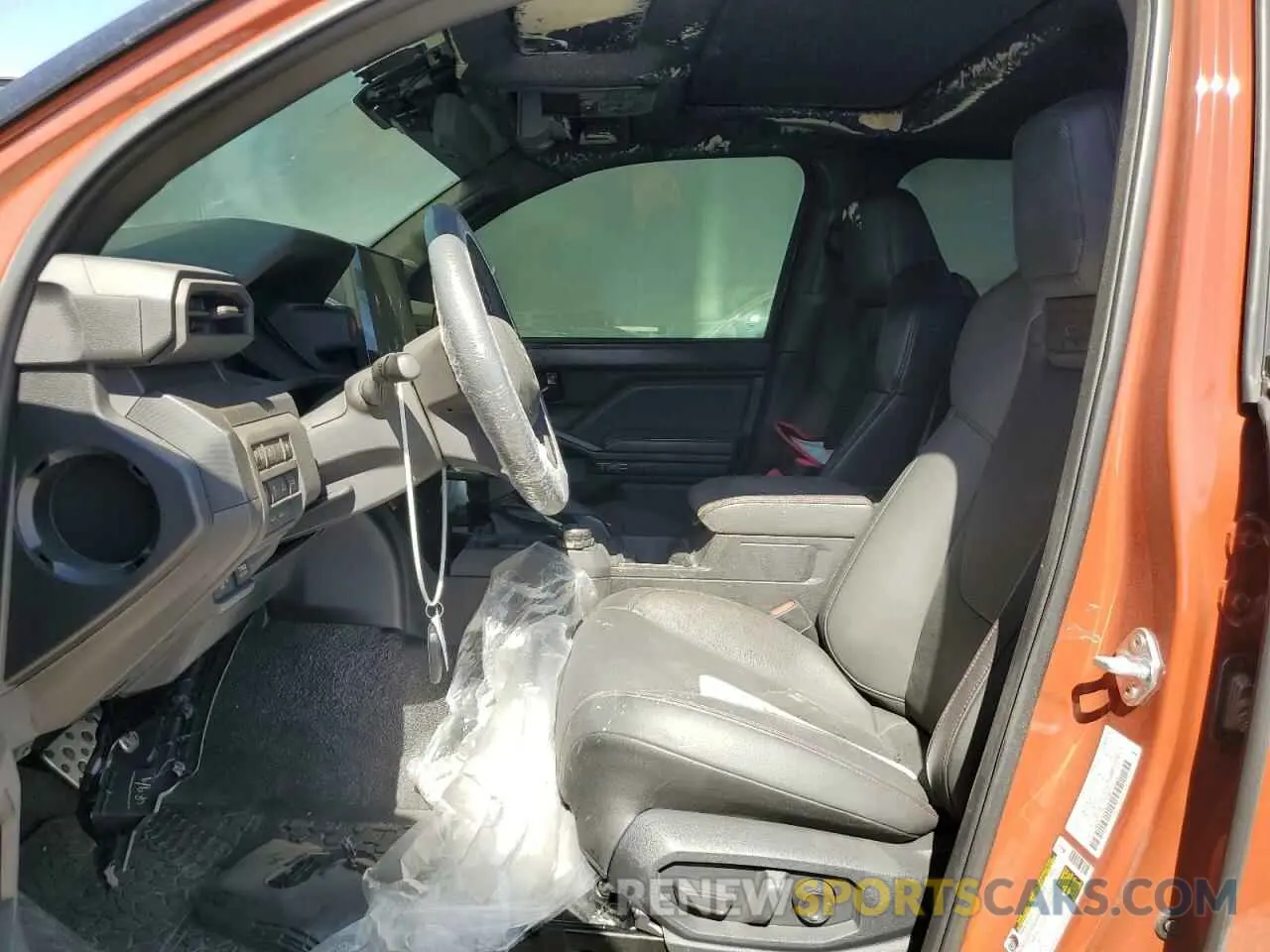 7 Photograph of a damaged car 3TYLC5LN8RT008967 TOYOTA TACOMA 2024