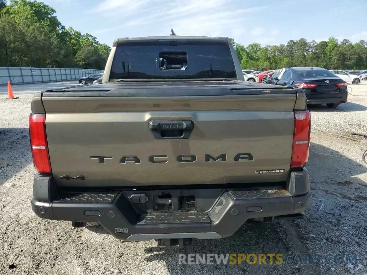 6 Photograph of a damaged car 3TYLC5LN9RT010033 TOYOTA TACOMA 2024