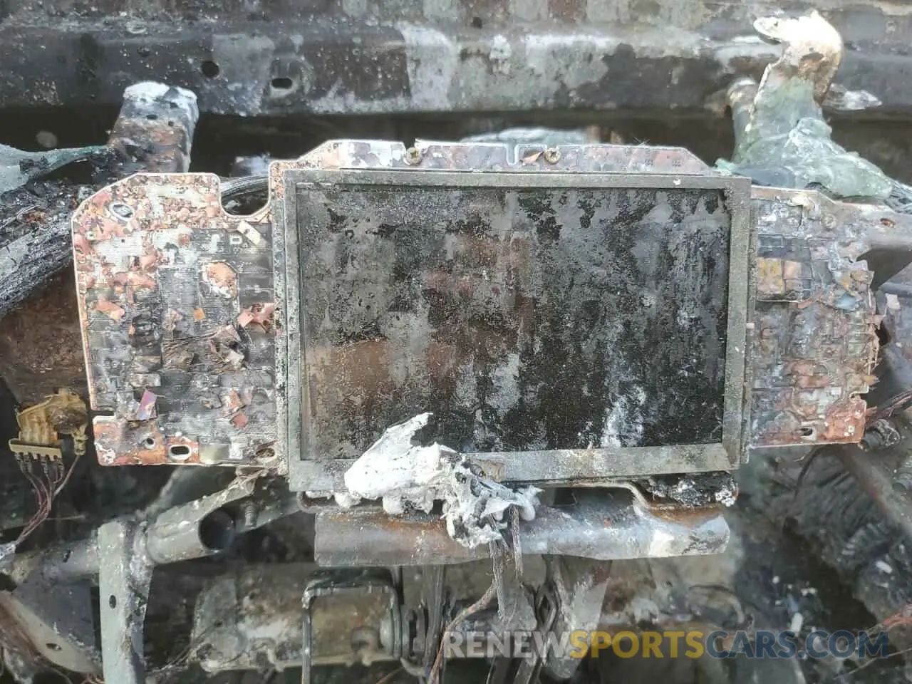 9 Photograph of a damaged car 3TYLD5KN0RT002806 TOYOTA TACOMA 2024