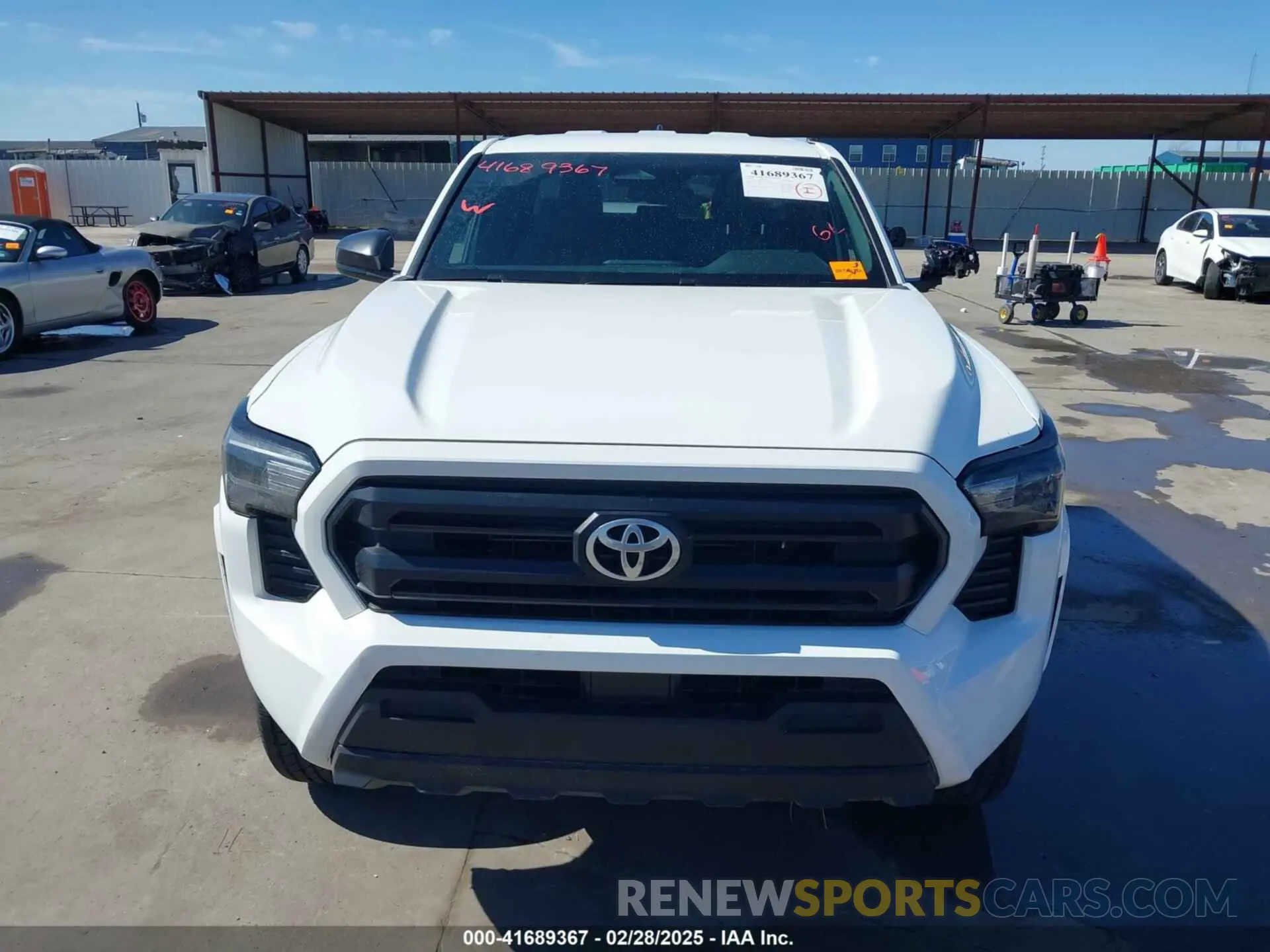 12 Photograph of a damaged car 3TYLD5KN7RT008327 TOYOTA TACOMA 2024