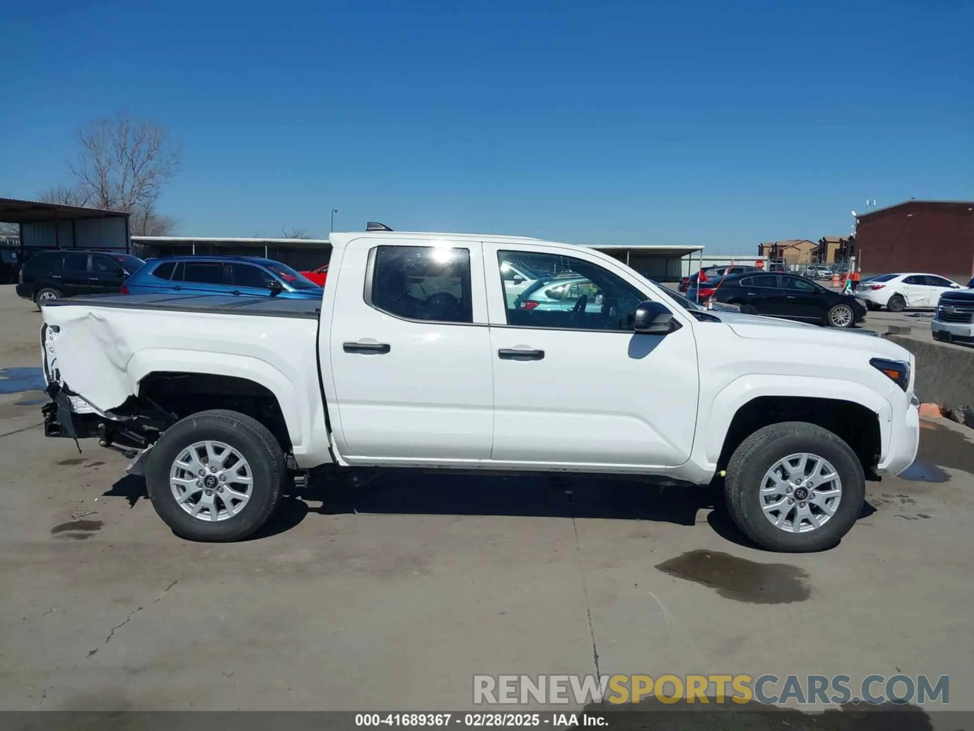 13 Photograph of a damaged car 3TYLD5KN7RT008327 TOYOTA TACOMA 2024