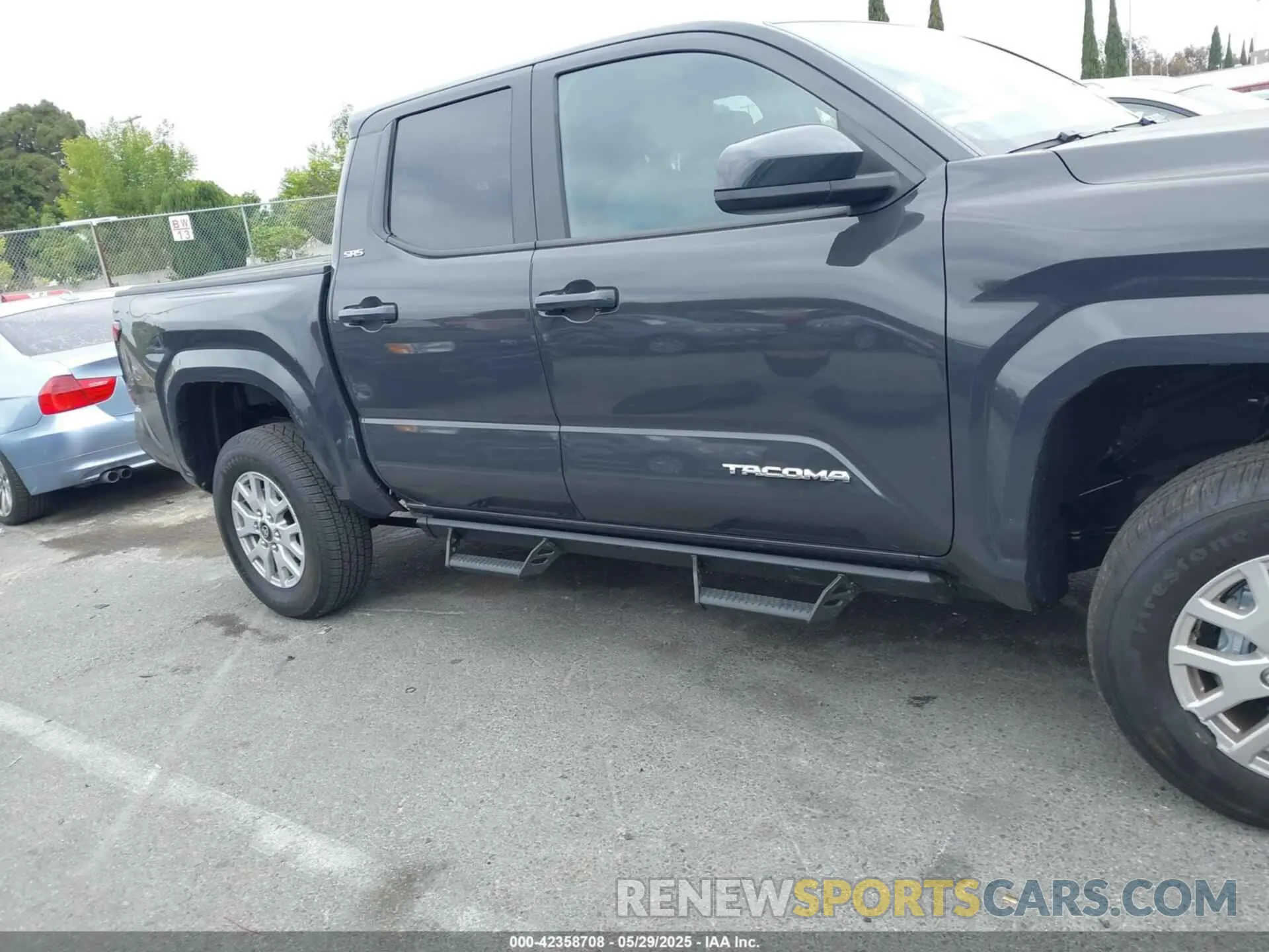 13 Photograph of a damaged car 3TMKB5FN7SM031426 TOYOTA TACOMA 2025