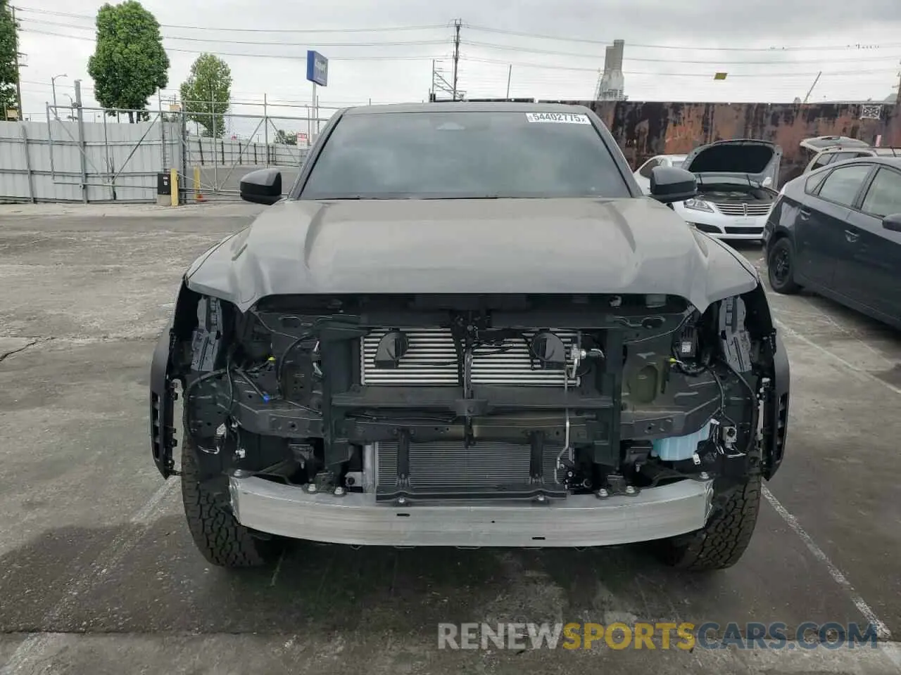 5 Photograph of a damaged car 3TMLB5JN4SM104263 TOYOTA TACOMA 2025