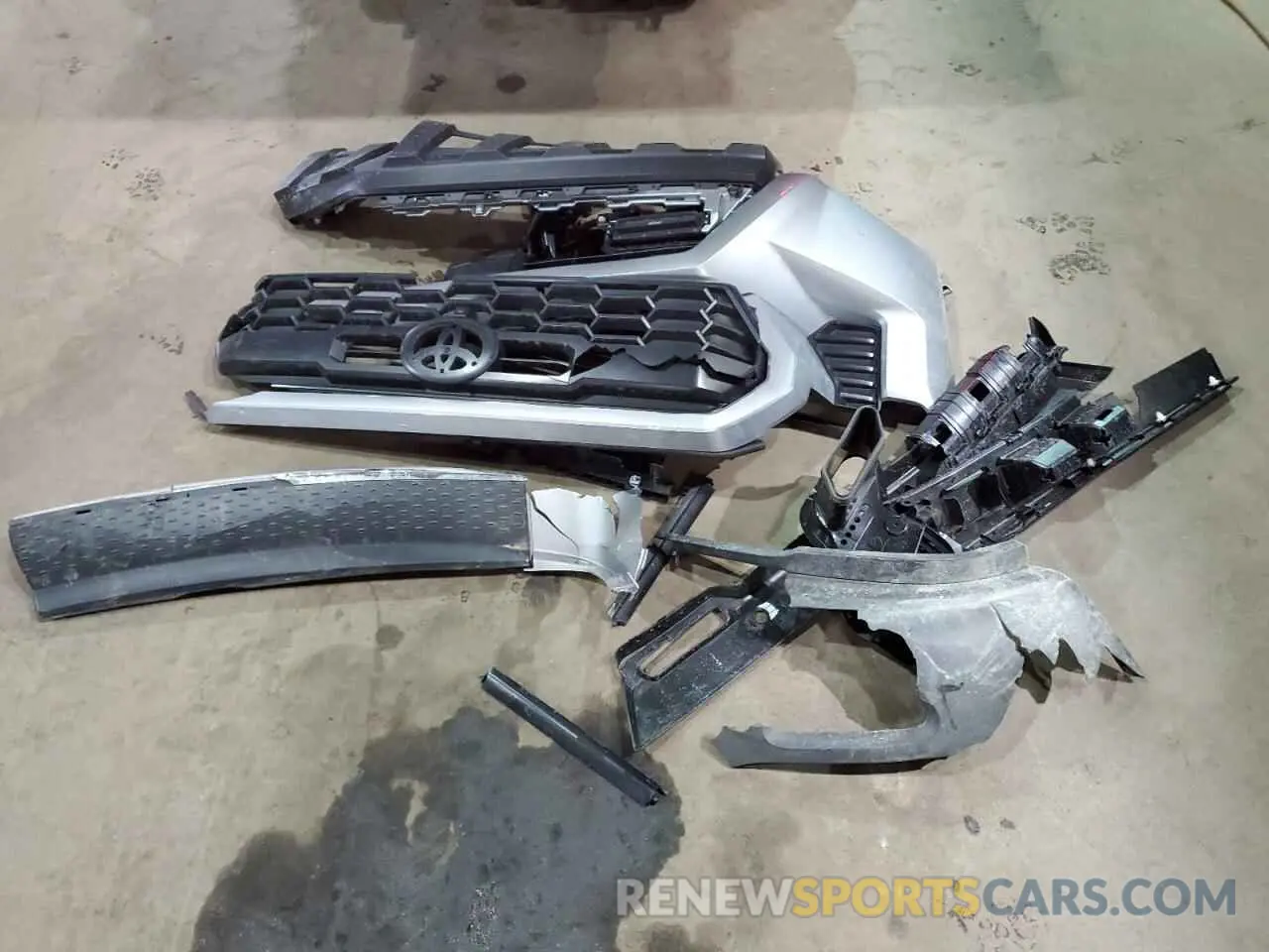 12 Photograph of a damaged car 3TMLB5JN7SM096837 TOYOTA TACOMA 2025