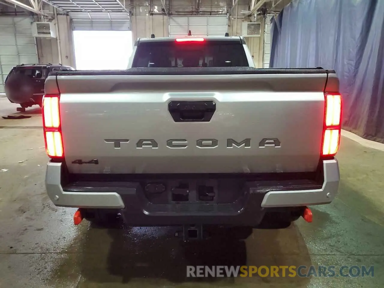 6 Photograph of a damaged car 3TMLB5JN7SM096837 TOYOTA TACOMA 2025