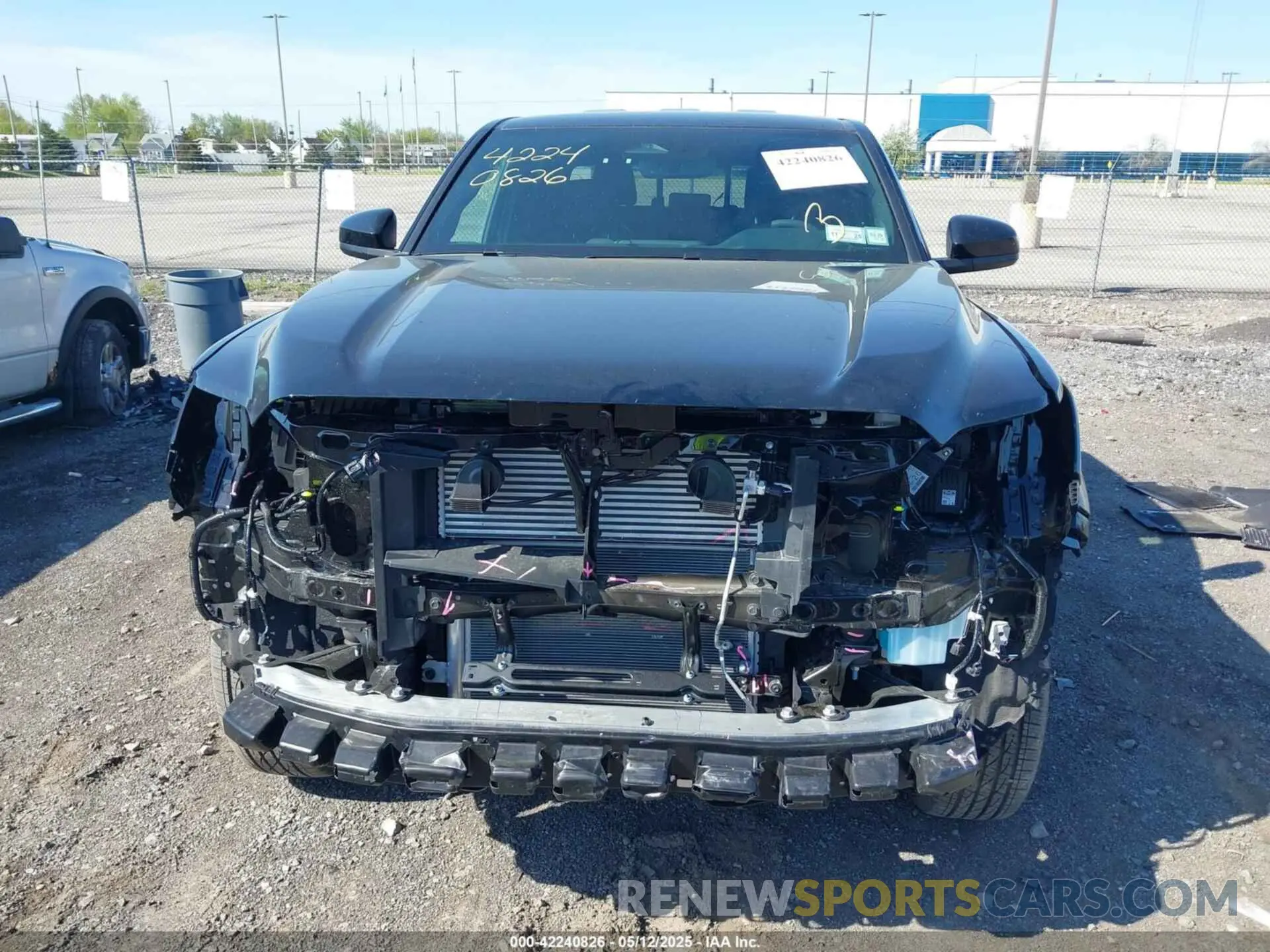 13 Photograph of a damaged car 3TMLB5JN8SM105917 TOYOTA TACOMA 2025