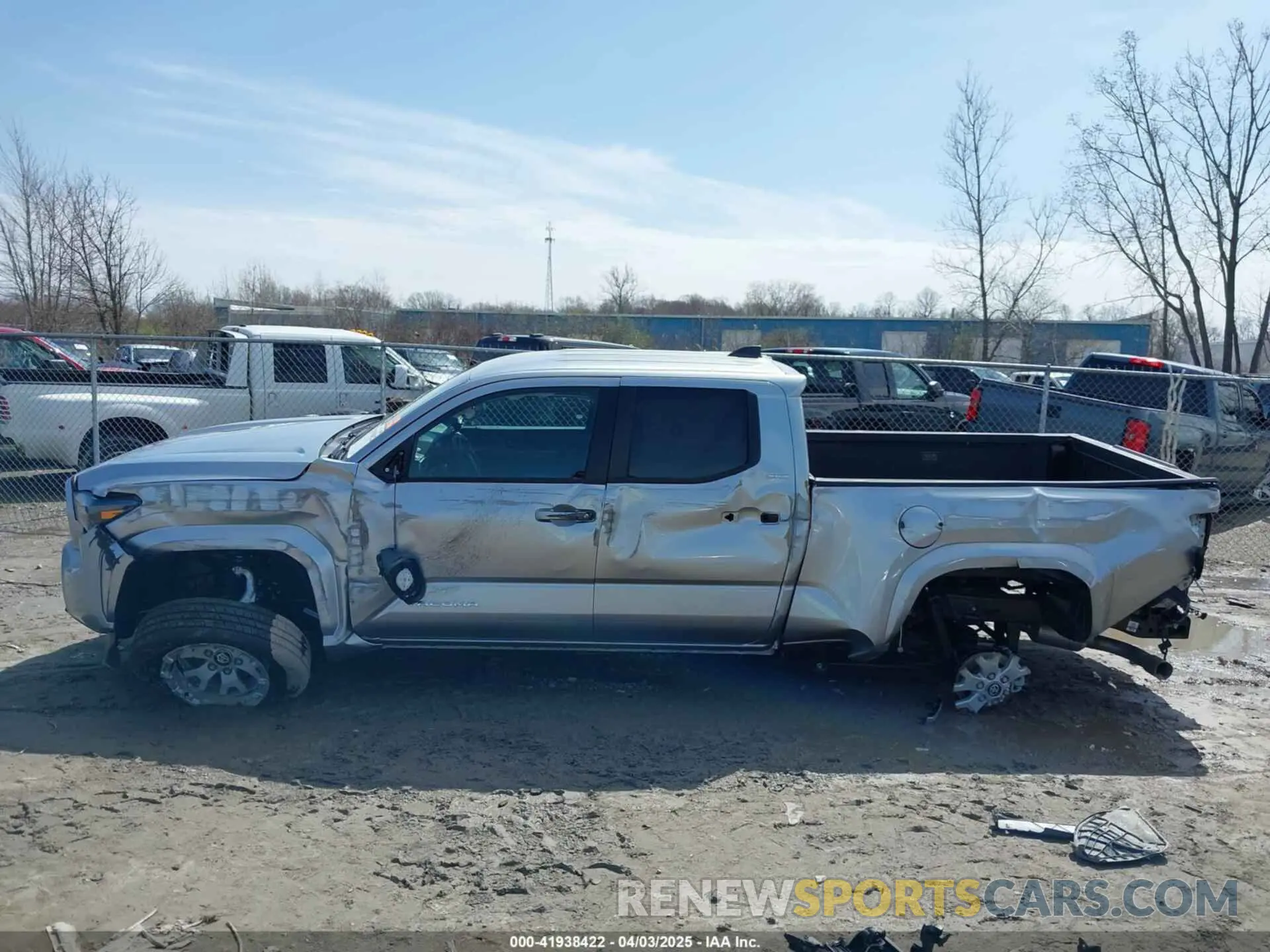 14 Photograph of a damaged car 3TMLB5JN8SM109529 TOYOTA TACOMA 2025