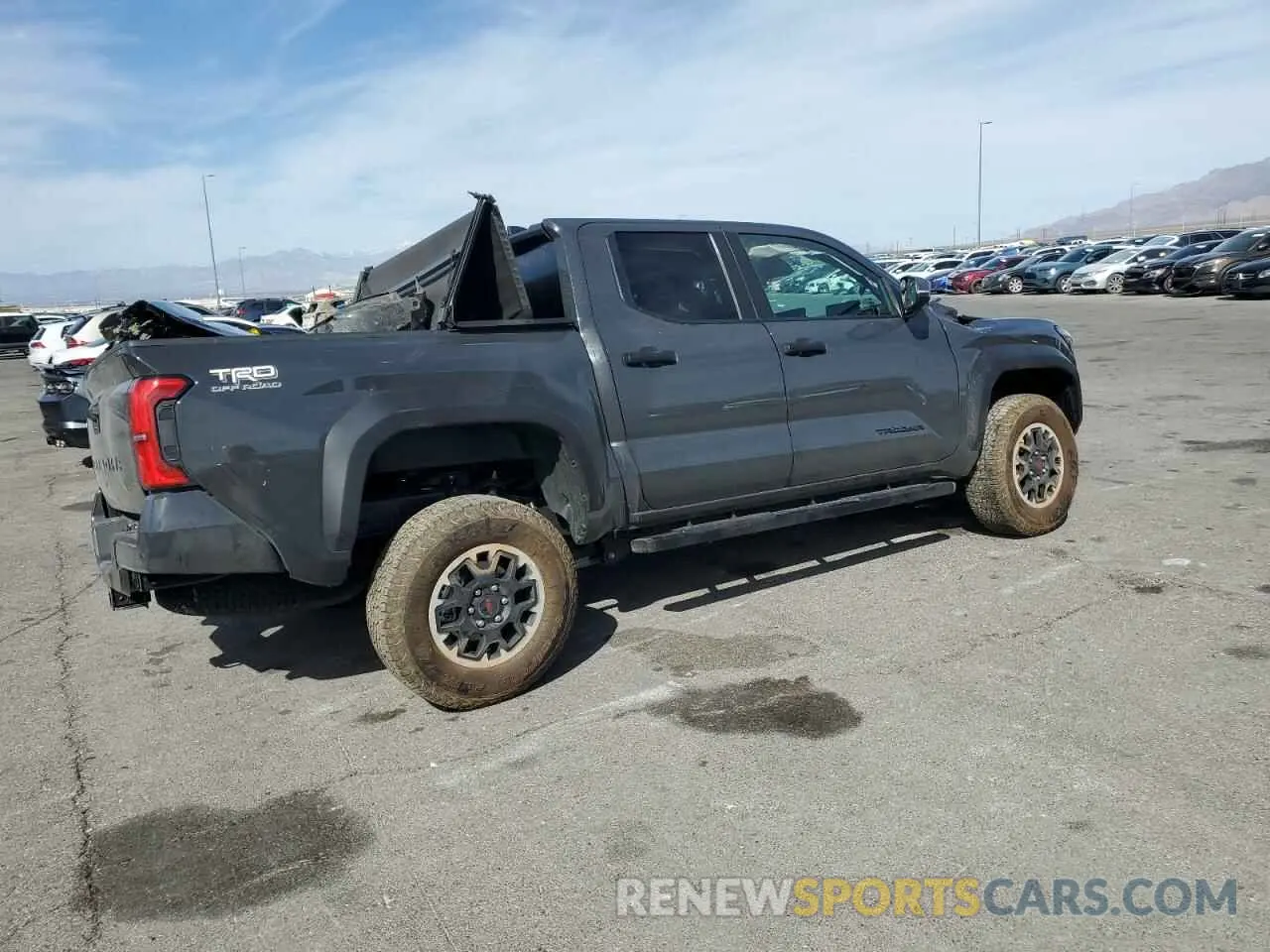 3 Photograph of a damaged car 3TMLB5JNXSM090000 TOYOTA TACOMA 2025
