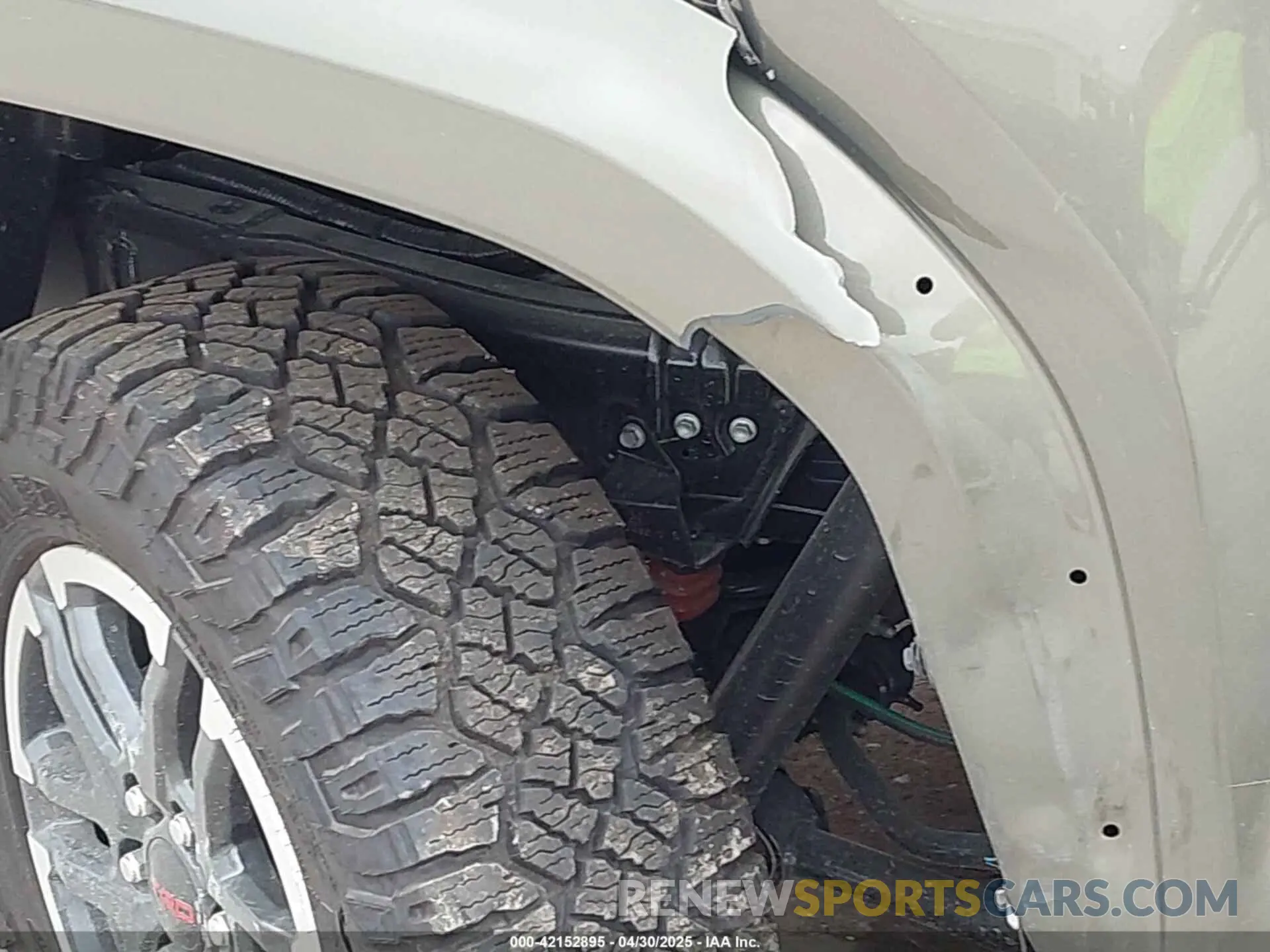 6 Photograph of a damaged car 3TMLB5JNXSM107636 TOYOTA TACOMA 2025