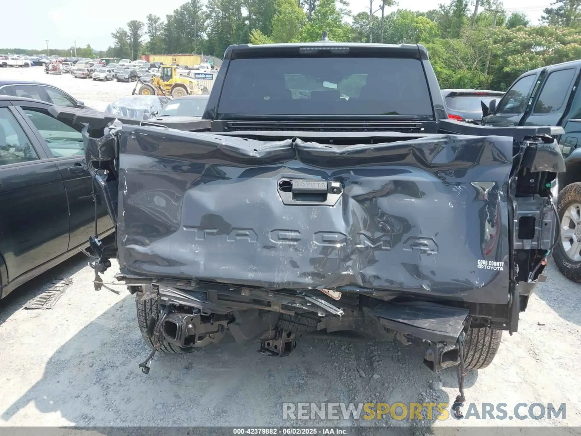 16 Photograph of a damaged car 3TYKD5HN4ST025904 TOYOTA TACOMA 2025