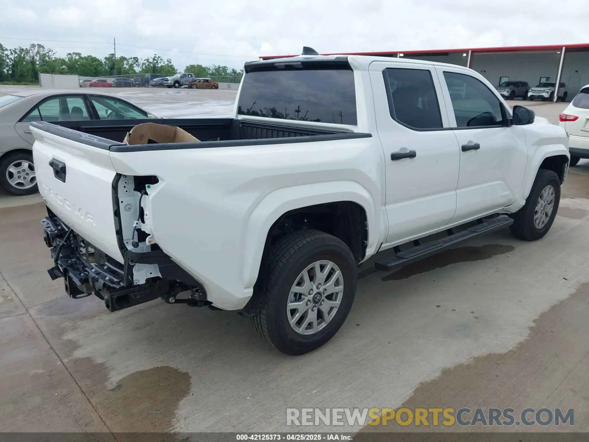 4 Photograph of a damaged car 3TYLD5KN1ST013139 TOYOTA TACOMA 2025