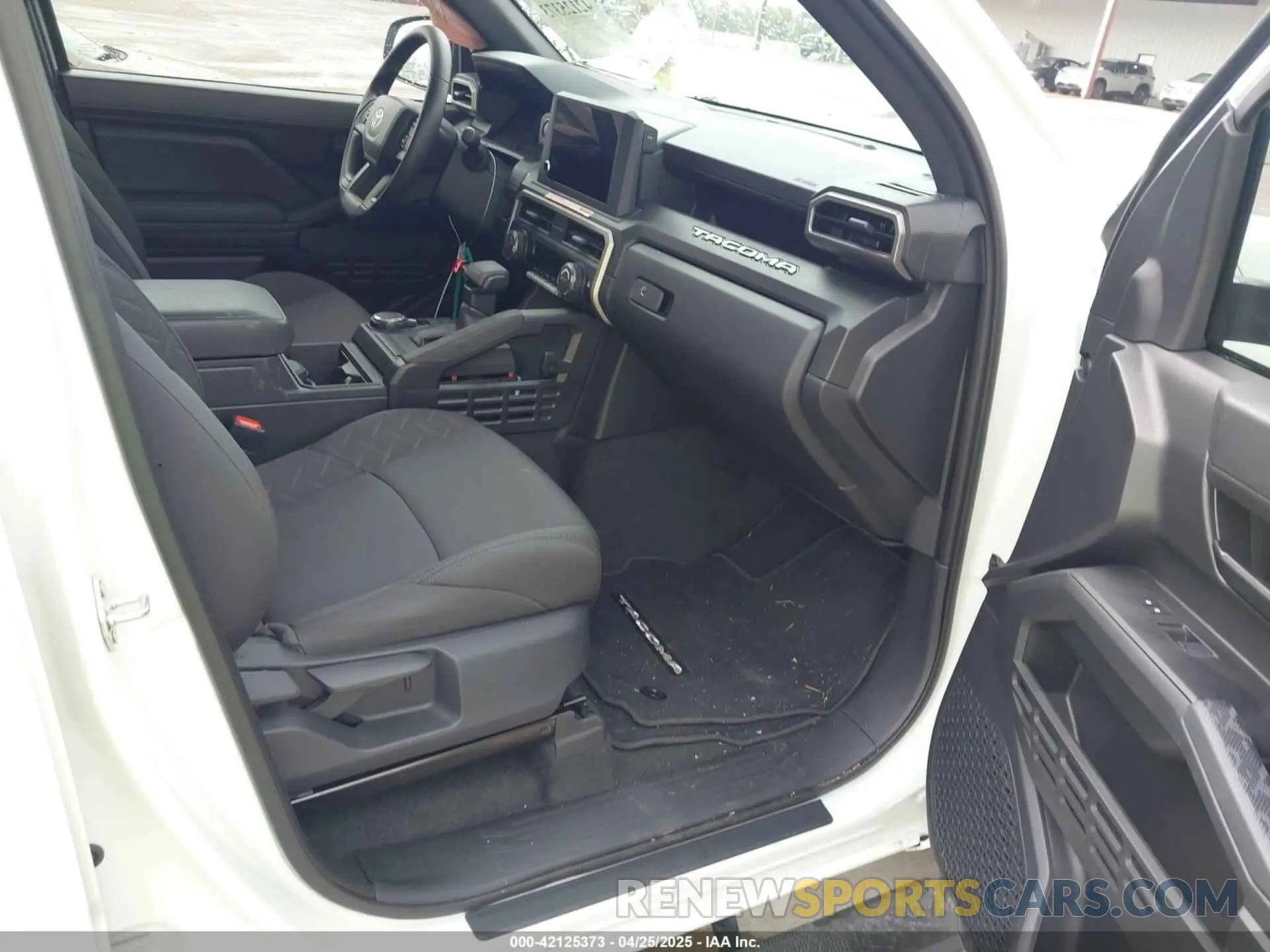 5 Photograph of a damaged car 3TYLD5KN1ST013139 TOYOTA TACOMA 2025