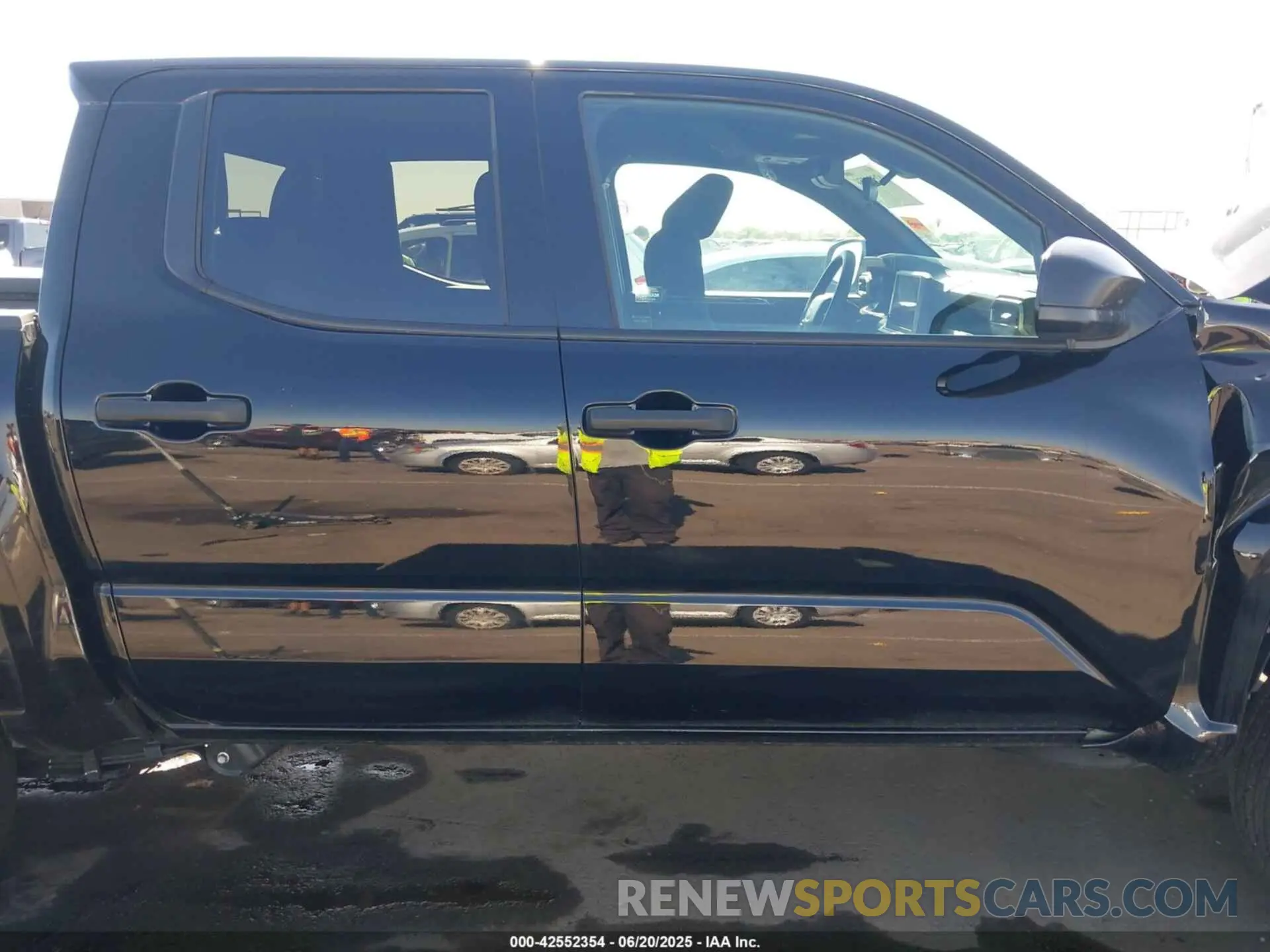 12 Photograph of a damaged car 3TYLD5KNXST013317 TOYOTA TACOMA 2025
