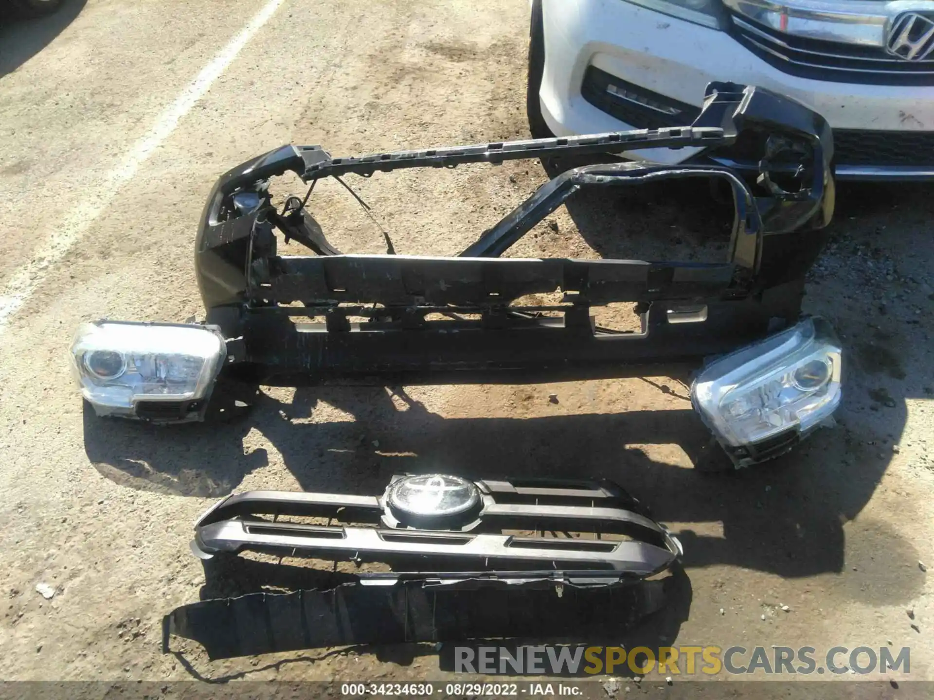 12 Photograph of a damaged car 3TMAZ5CN0KM098283 TOYOTA TACOMA 2WD 2019