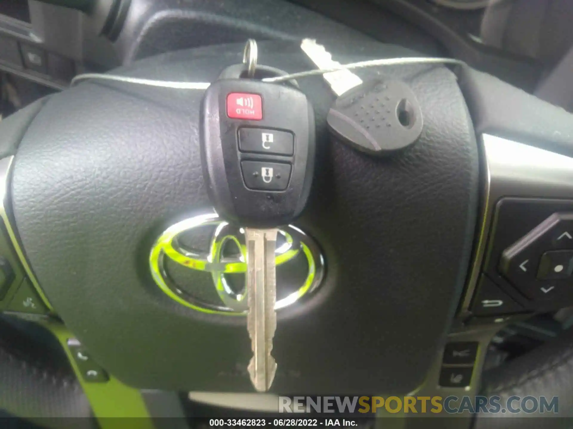 11 Photograph of a damaged car 3TMAZ5CN1KM078723 TOYOTA TACOMA 2WD 2019