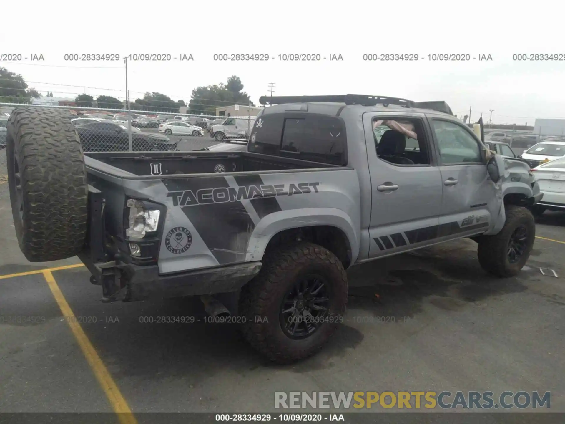 4 Photograph of a damaged car 3TMAZ5CN1KM083355 TOYOTA TACOMA 2WD 2019