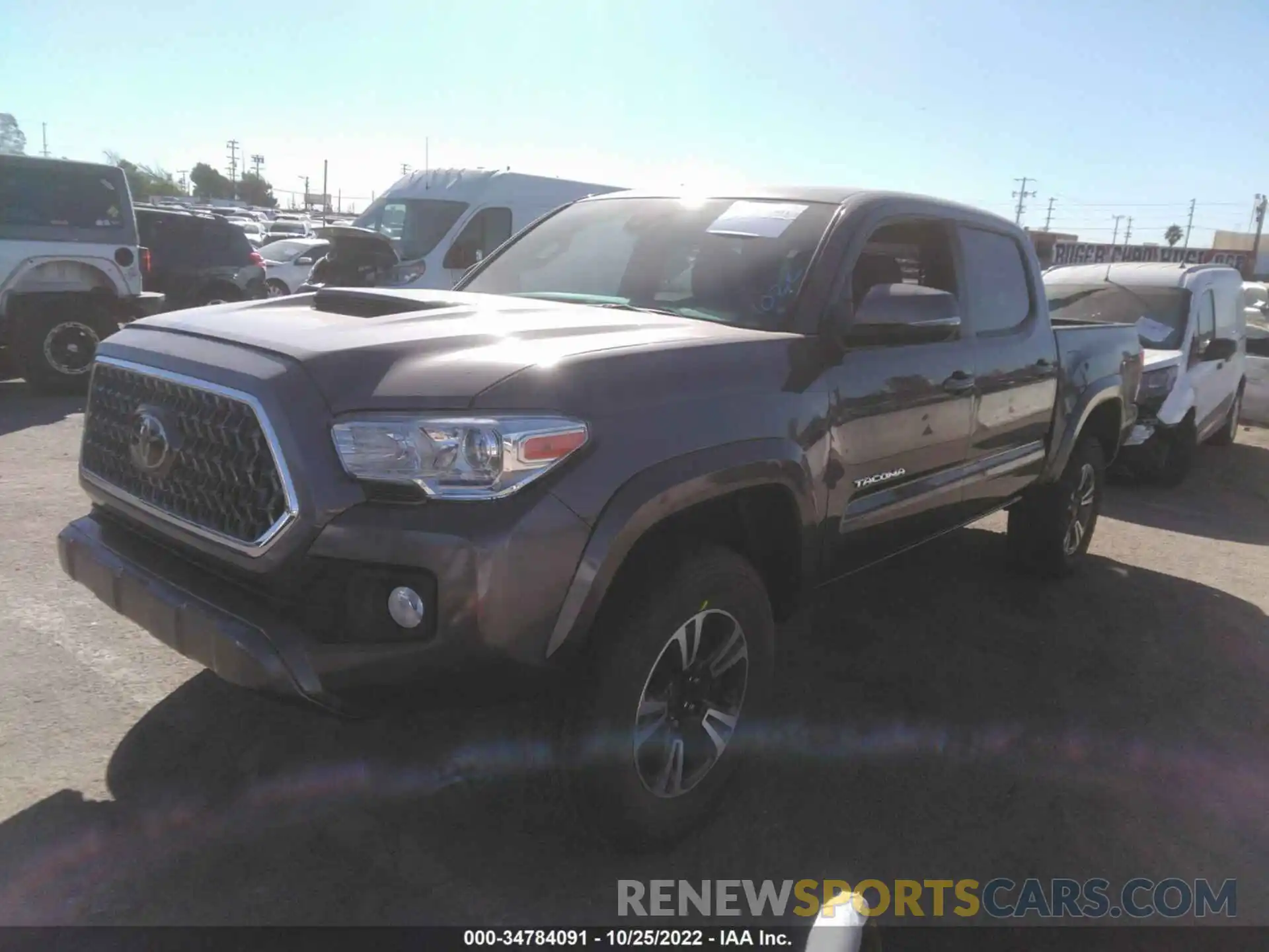 2 Photograph of a damaged car 3TMAZ5CN5KM114087 TOYOTA TACOMA 2WD 2019