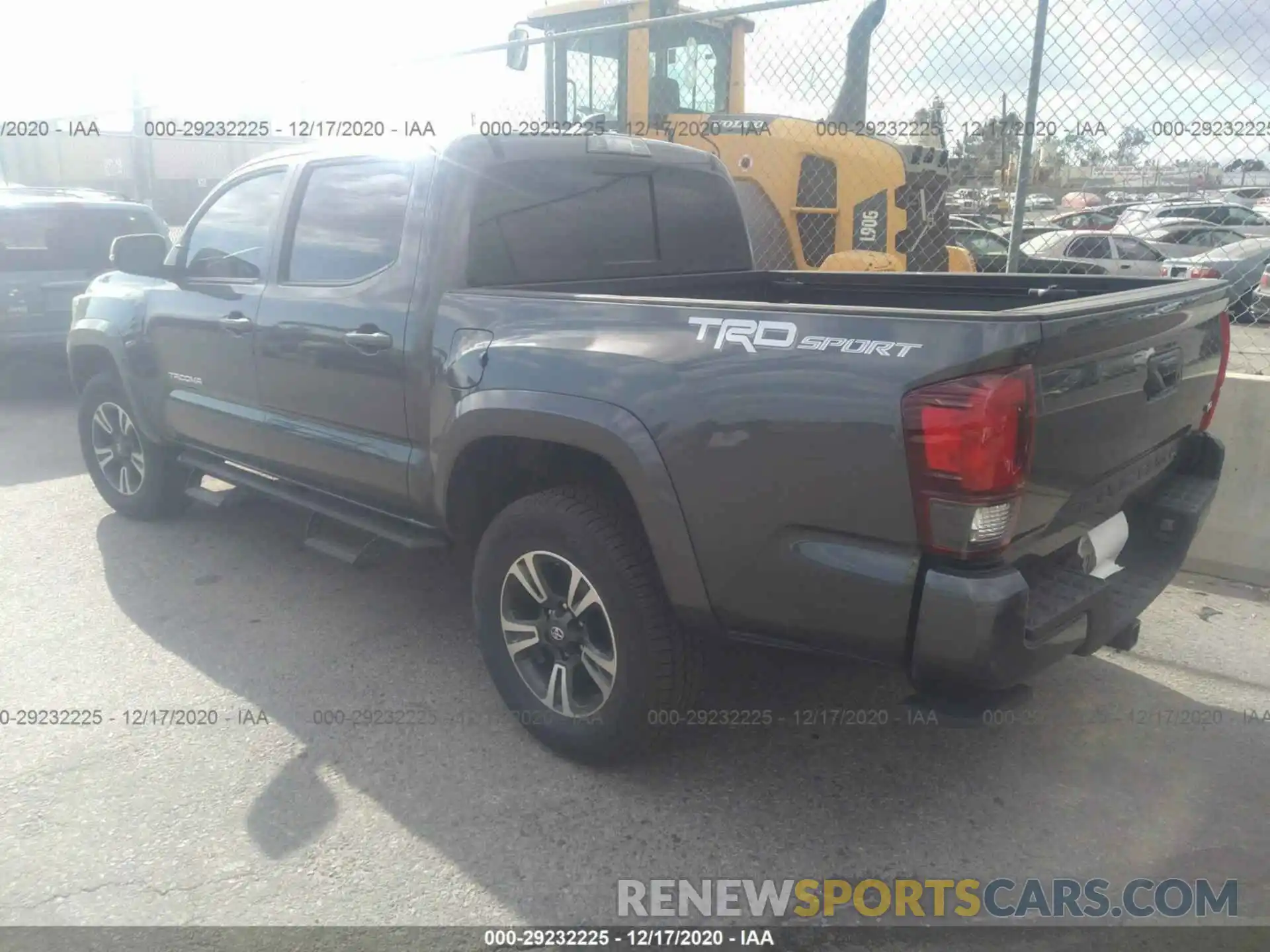 3 Photograph of a damaged car 3TMAZ5CN6KM109299 TOYOTA TACOMA 2WD 2019