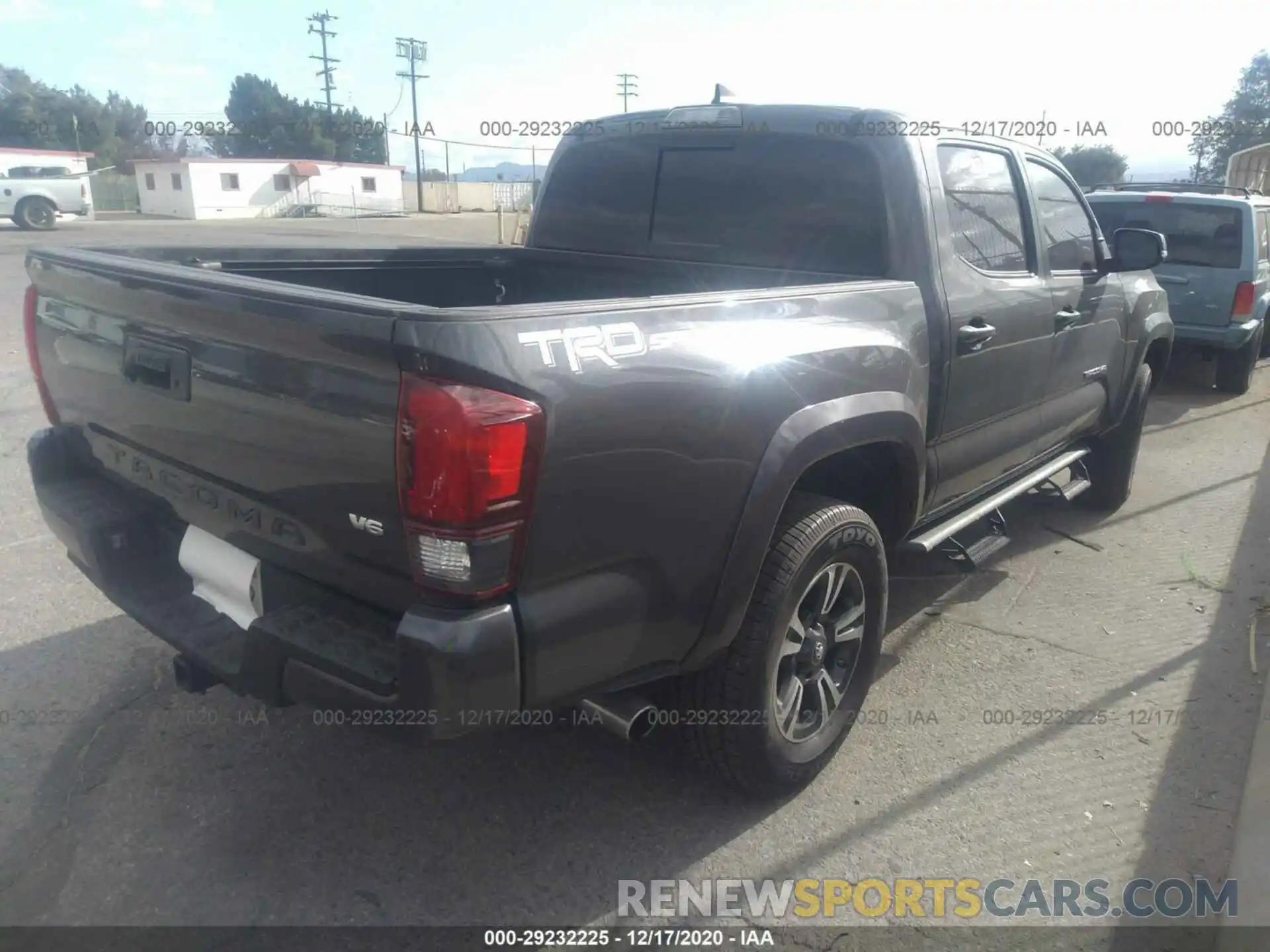 4 Photograph of a damaged car 3TMAZ5CN6KM109299 TOYOTA TACOMA 2WD 2019