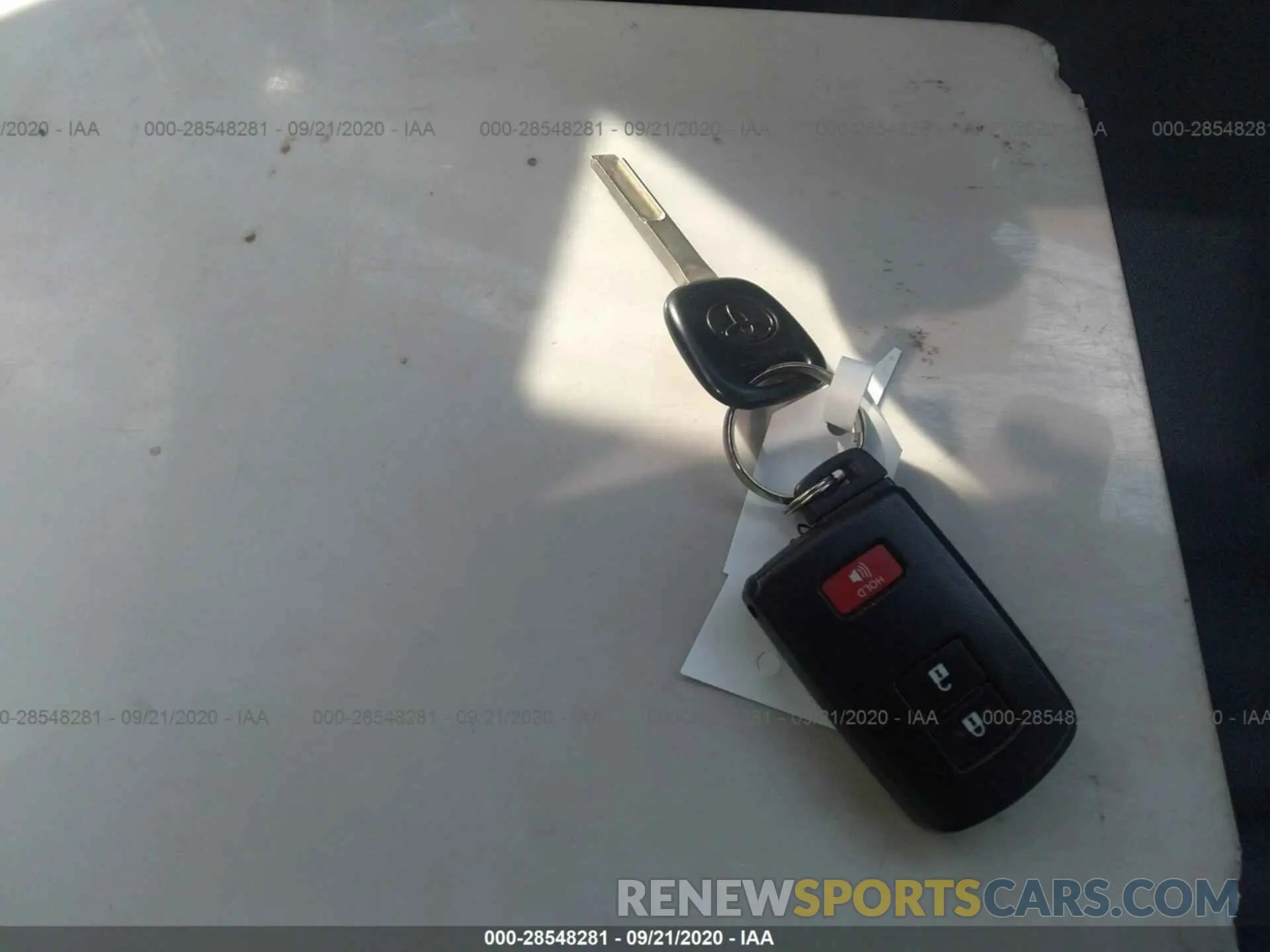 11 Photograph of a damaged car 3TMAZ5CN7KM094991 TOYOTA TACOMA 2WD 2019