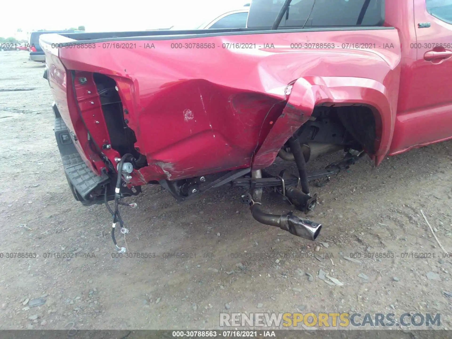 6 Photograph of a damaged car 3TMAZ5CN7KM109943 TOYOTA TACOMA 2WD 2019