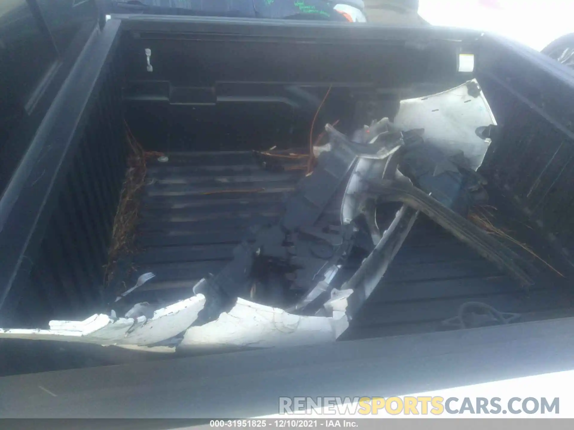 12 Photograph of a damaged car 3TMAZ5CN9KM109748 TOYOTA TACOMA 2WD 2019