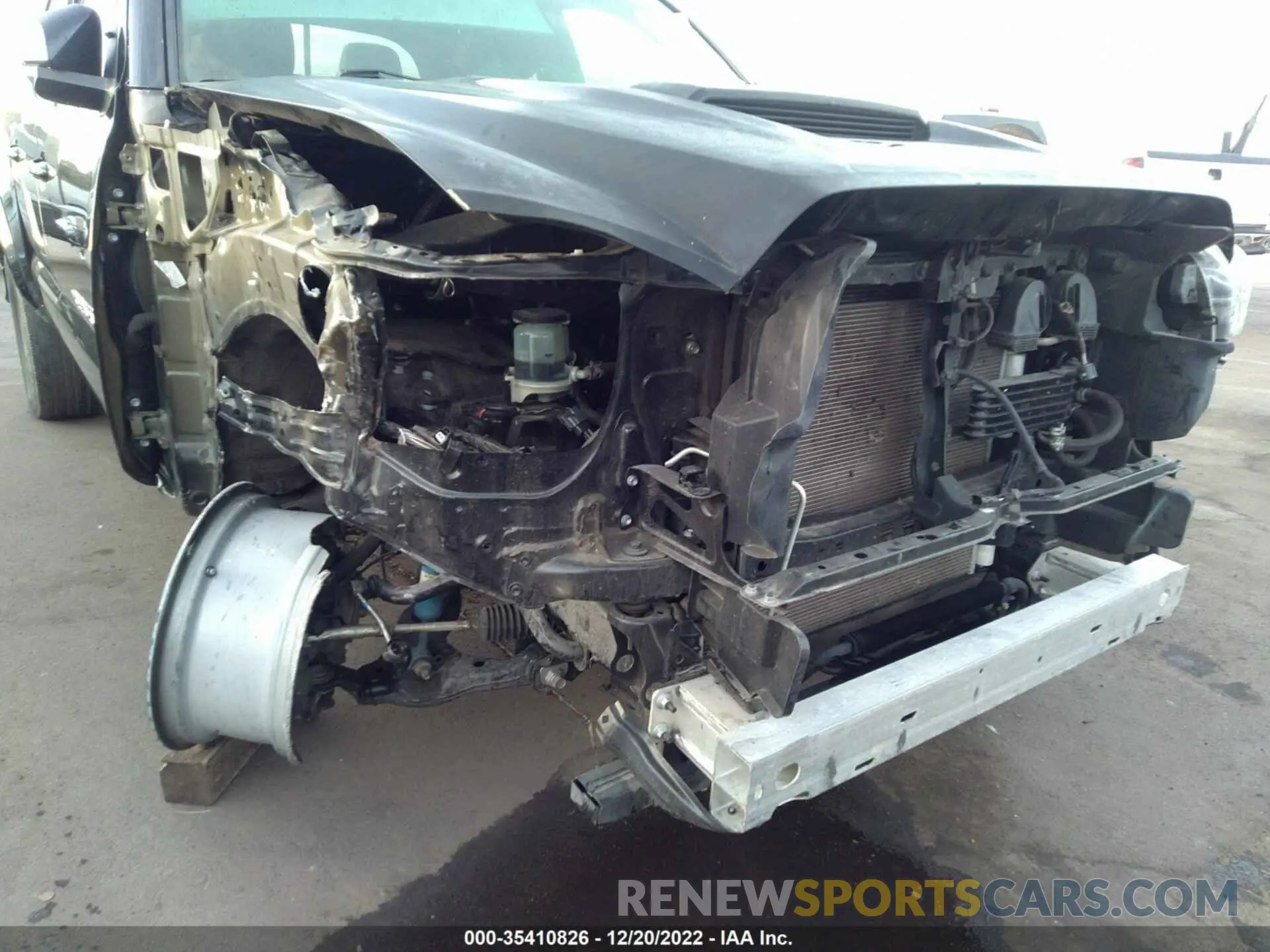 6 Photograph of a damaged car 3TMAZ5CNXKM085914 TOYOTA TACOMA 2WD 2019