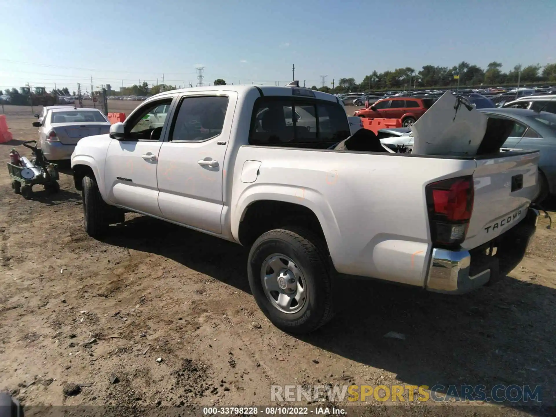 3 Photograph of a damaged car 5TFAX5GN4KX154364 TOYOTA TACOMA 2WD 2019